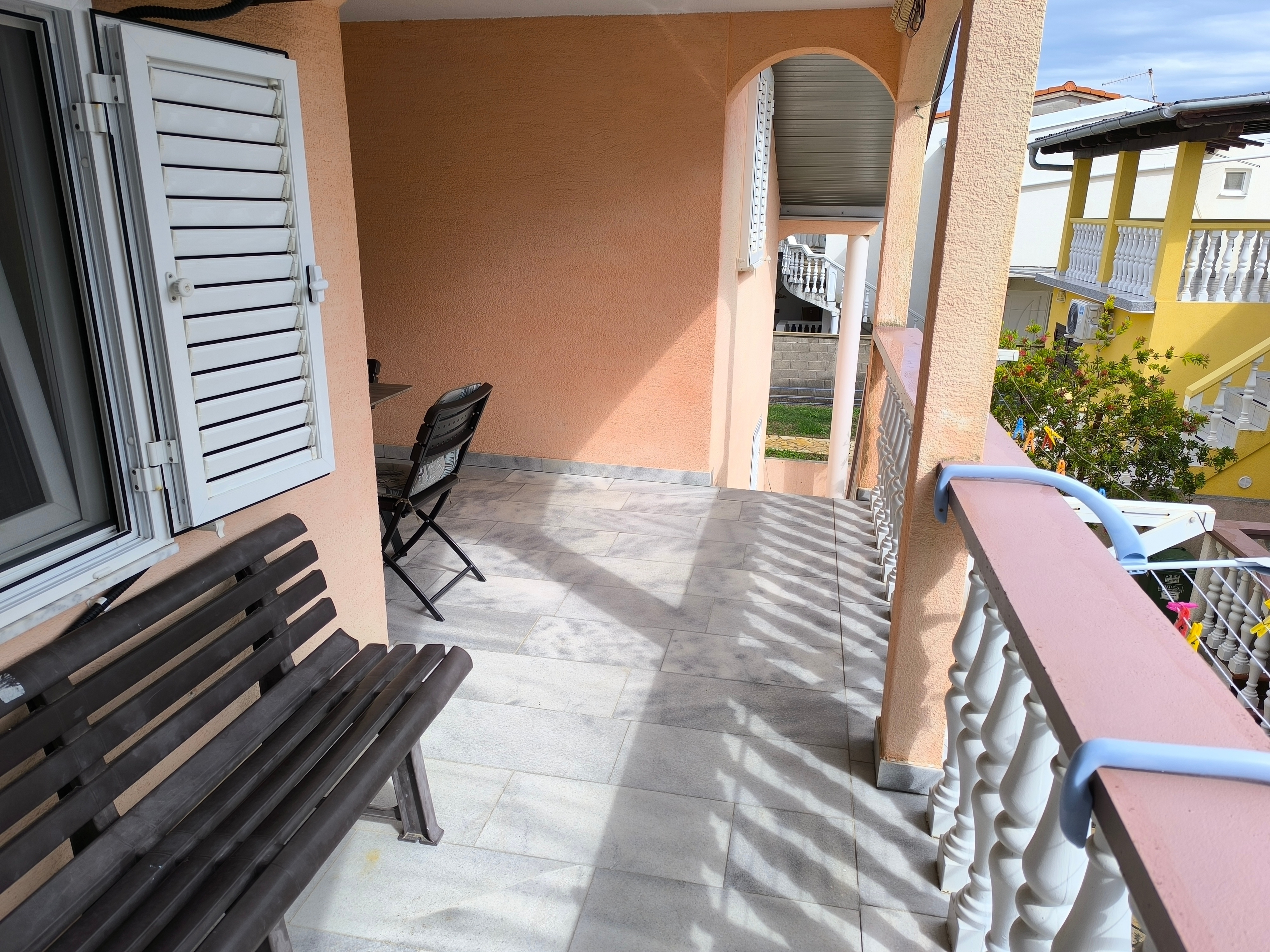 Two bedroom apartment with terrace Sabunike, Zadar  A-c