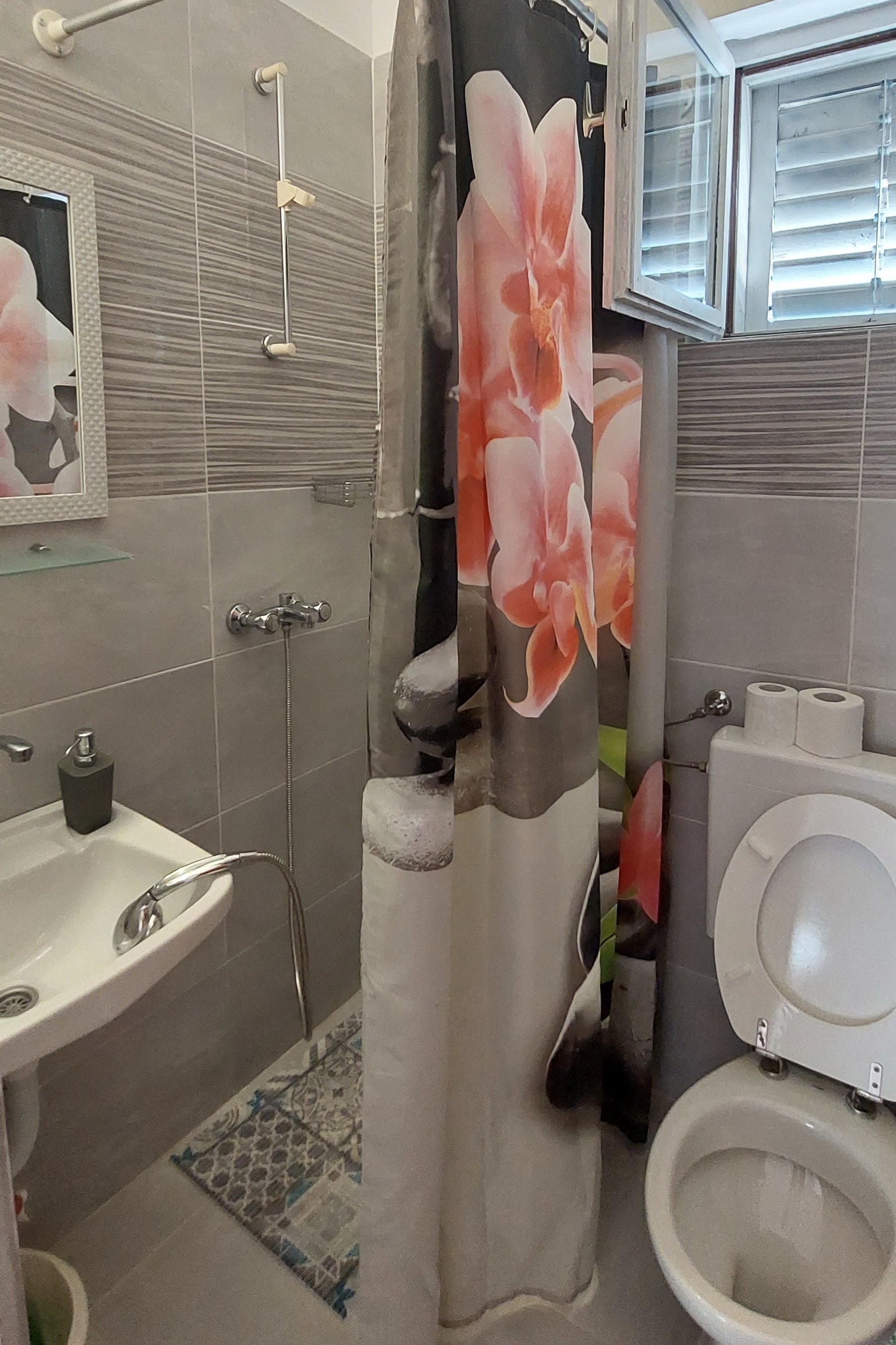 Two bedroom apartment with terrace Starigrad, Paklenica  A-a