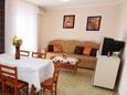 Obývací pokoj Vinišće, Obývací pokoj v ubytování typu apartment, s klimatizací a WiFi.