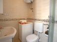 Ванная комната Zečevo Rtić, Ванная комната в размещении типа apartment, WiFi.