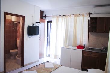 Kitchen Podgora, Kitchen in the apartment, WiFi.