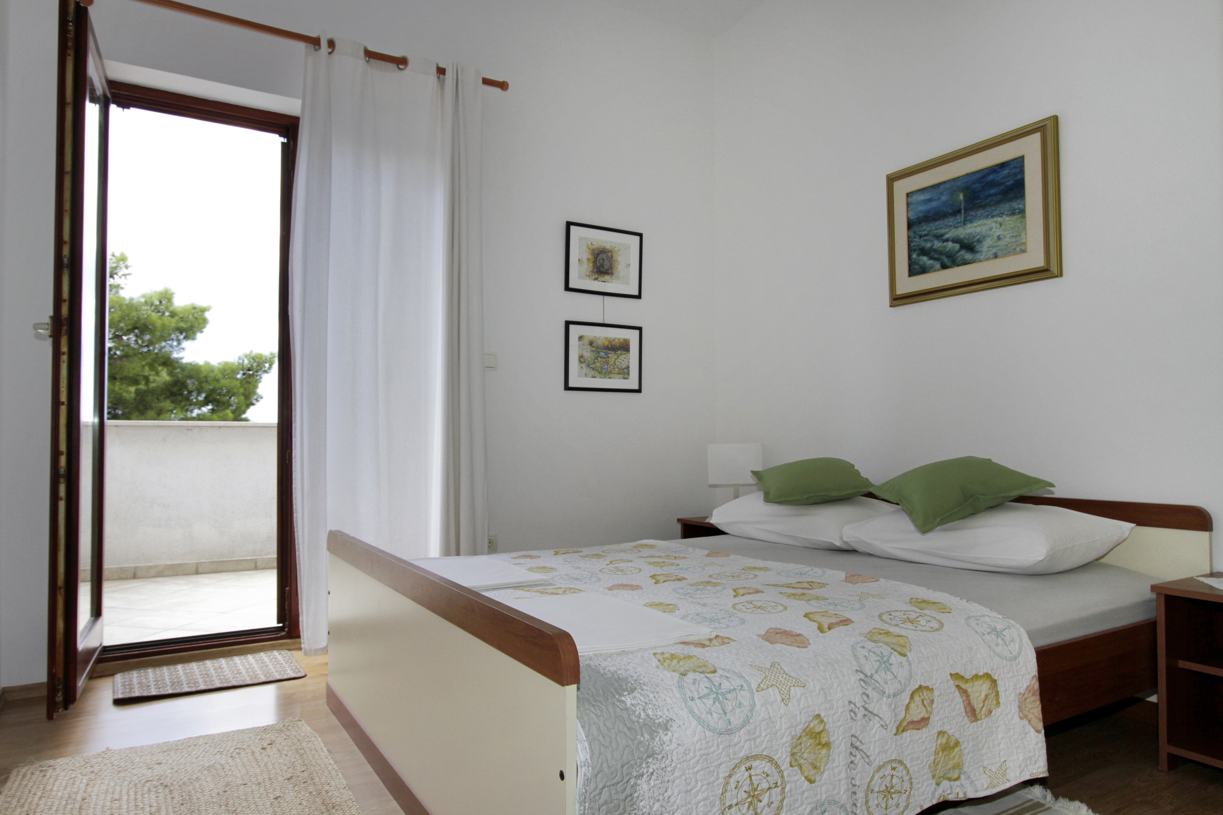 Two bedroom apartment with terrace and sea view Trogir (A-11895-b) Two bedroom apartment with terrace and sea view Trogir (A-11895-b)
