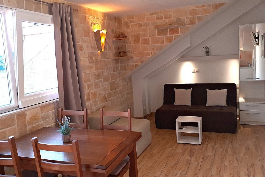 Appartement dune chambre avec la terrasse et la vue sur le mer Baska Voda, Makarska (A-11899-a) Appartement dune chambre avec la terrasse et la vue sur le mer Baska Voda, Makarska (A-11899-a)