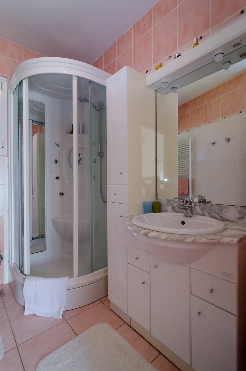 Three bedroom apartment with terrace Nin, Zadar  A-a