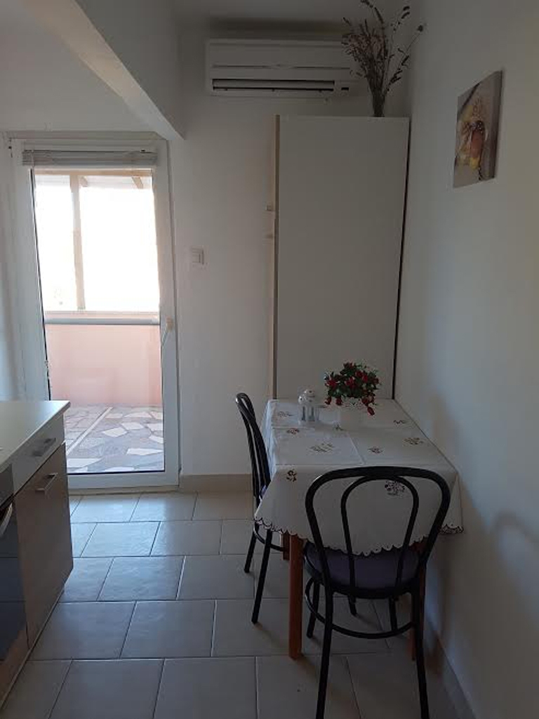 Two bedroom apartment near beach Neviđane (Pašman) (A-11902-a)