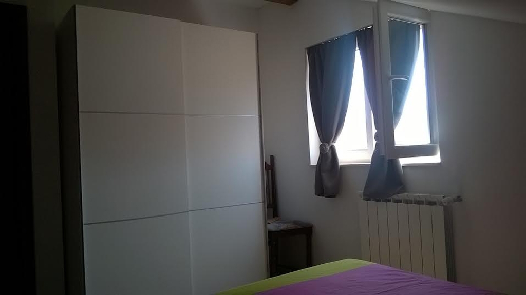 Room near beach Neviđane (Pašman) (S-11902-a)