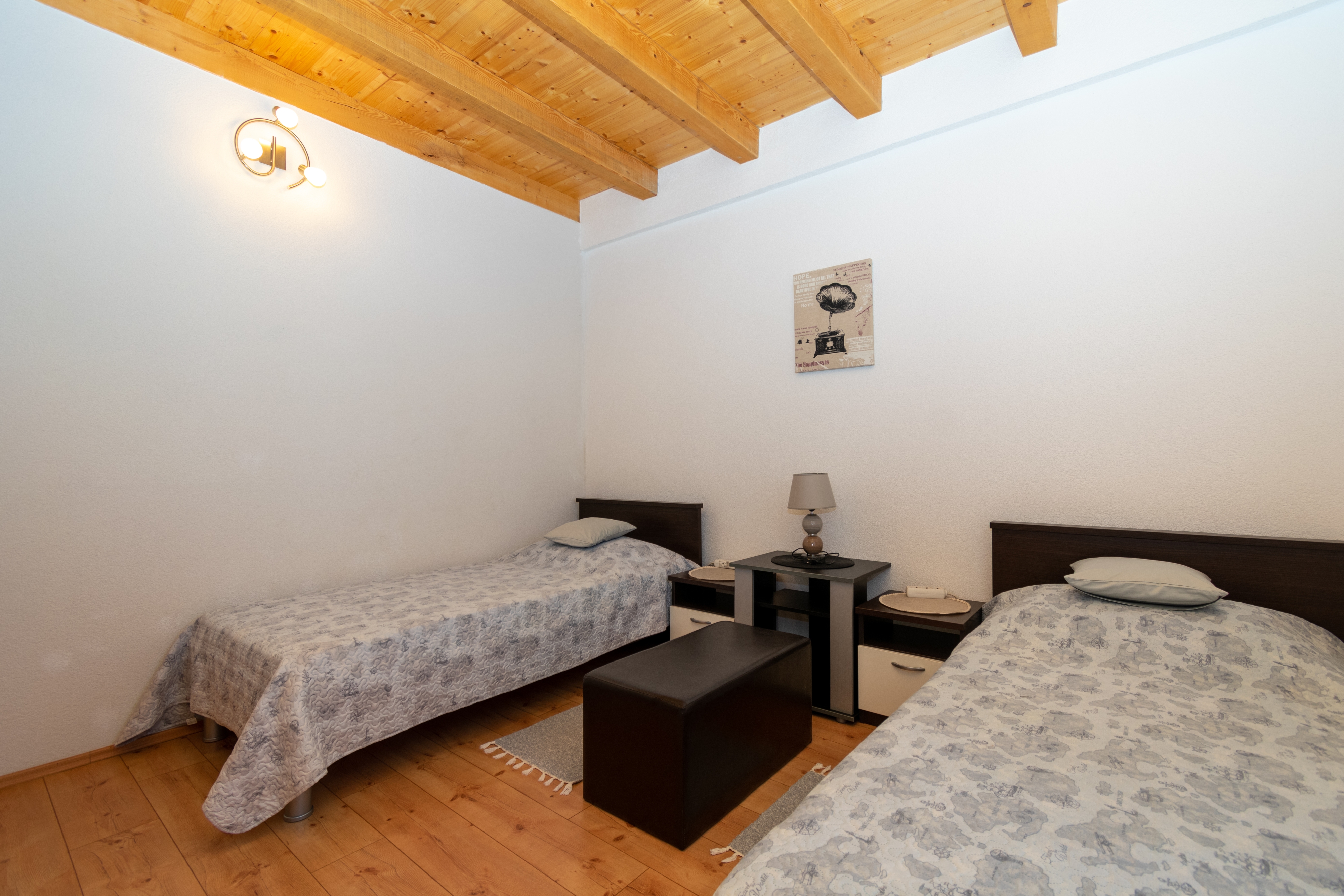 Two bedroom apartment near beach Preko, Ugljan  A-a