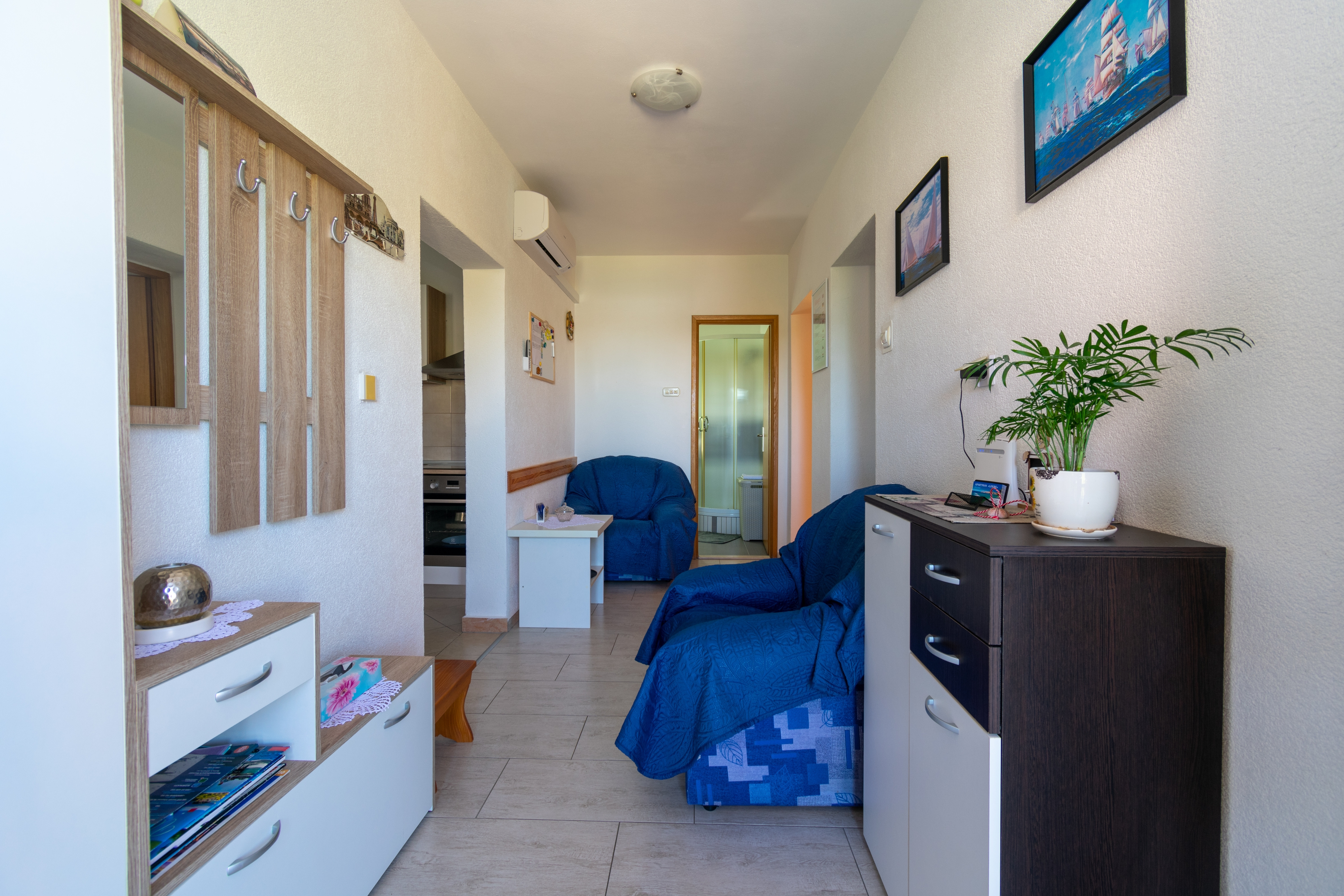 Two bedroom apartment near beach Preko, Ugljan  A-a