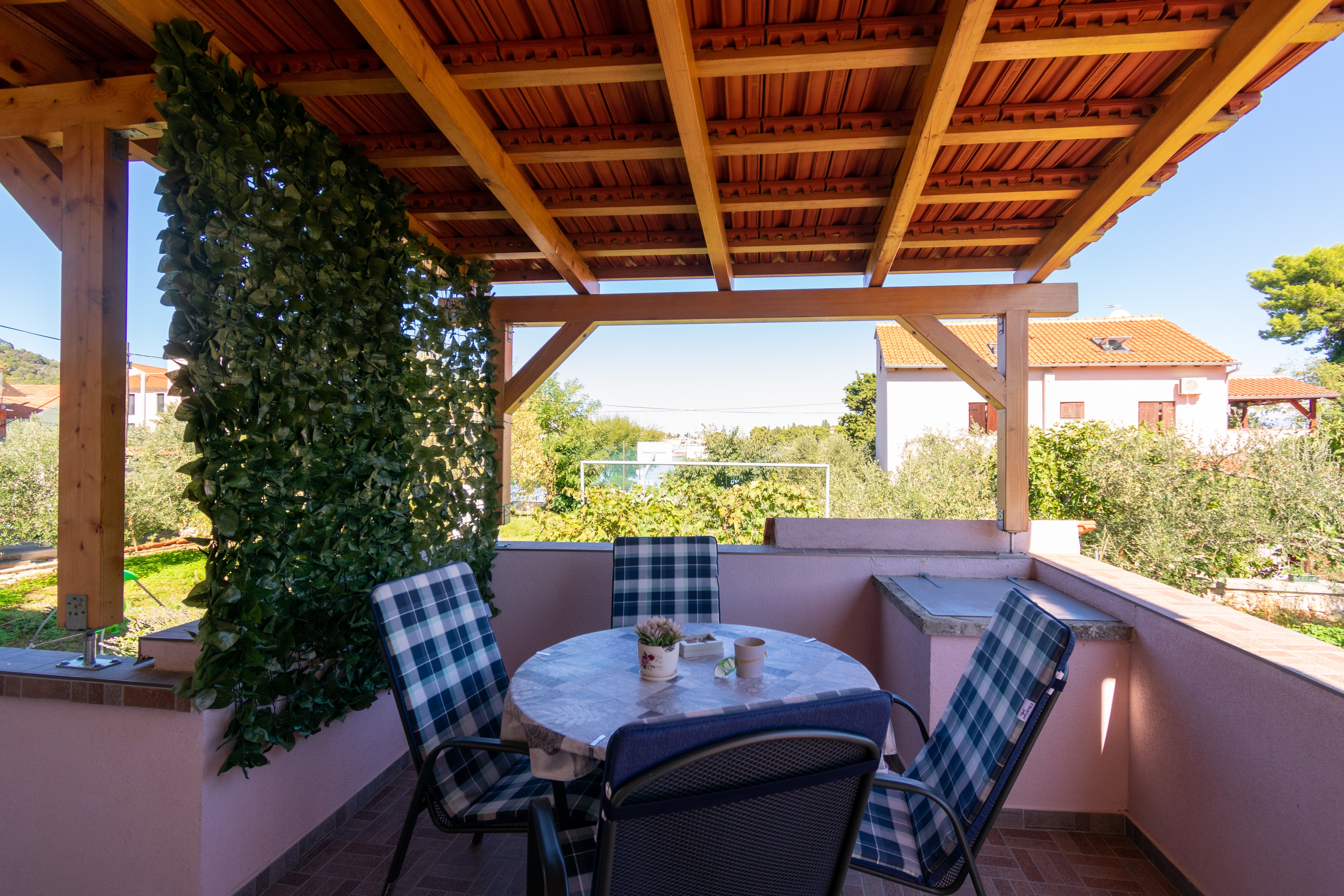 Two bedroom apartment near beach Preko, Ugljan  A-a