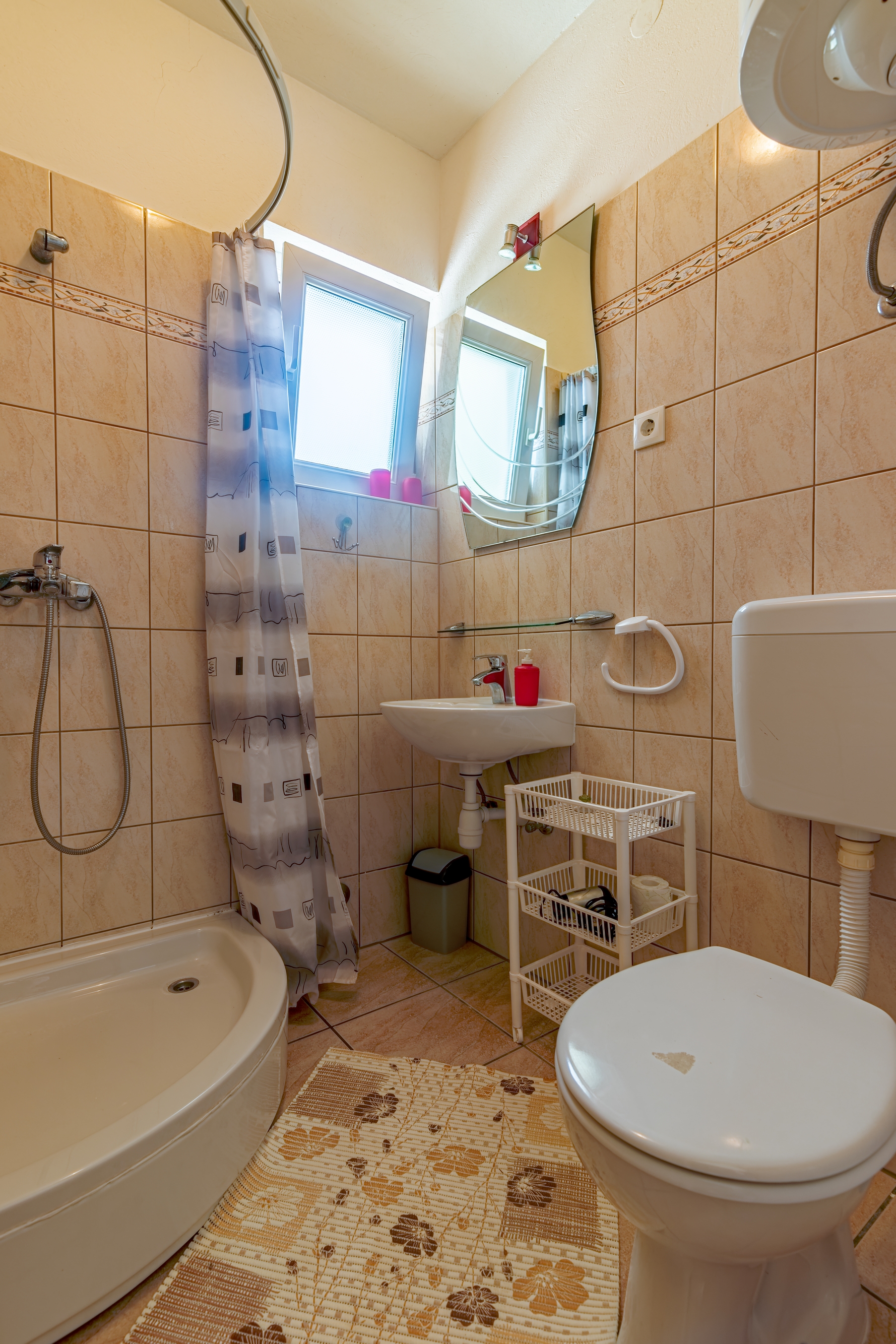Two bedroom apartment near beach Basina, Hvar  A-a
