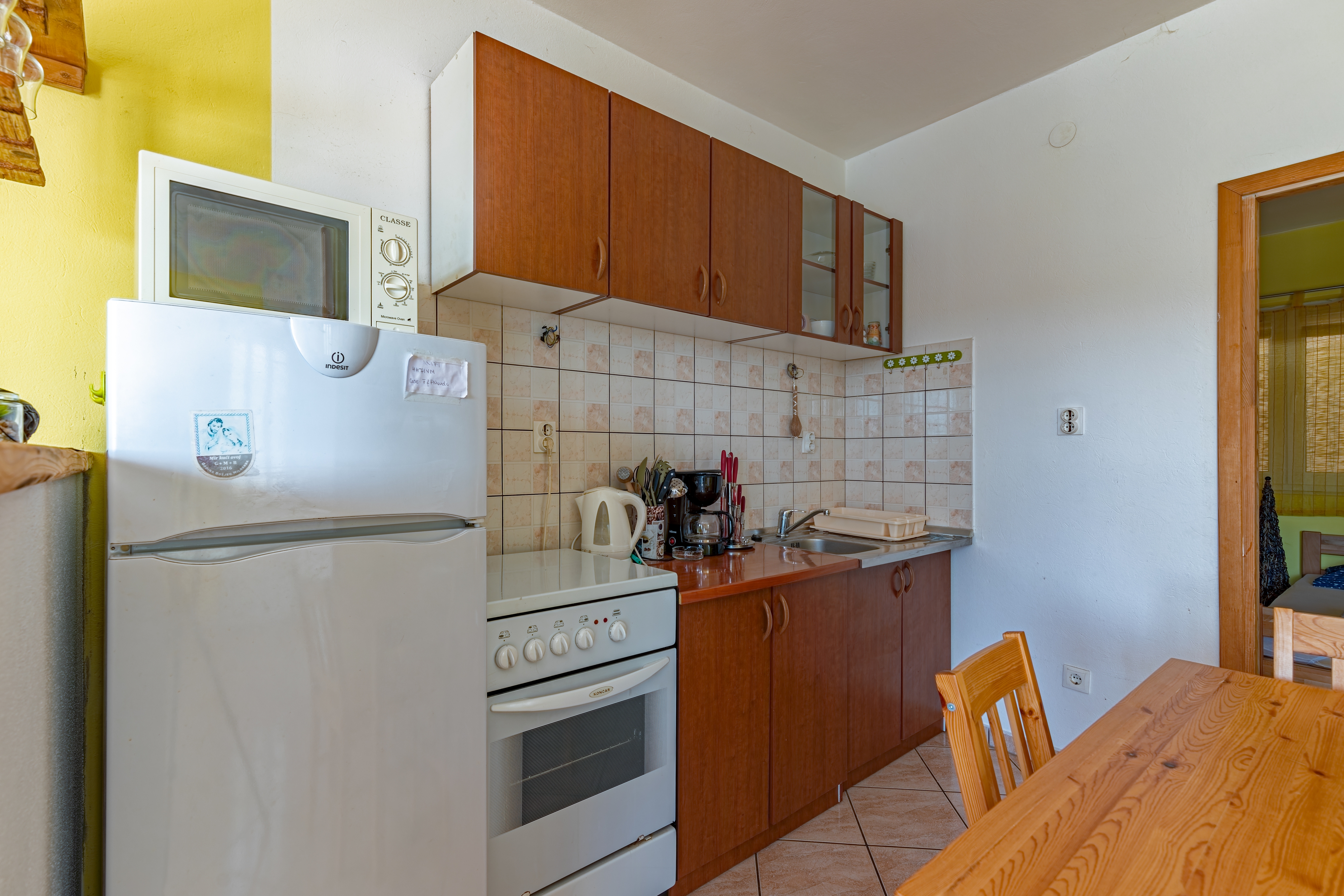 Two bedroom apartment near beach Basina, Hvar  A-a