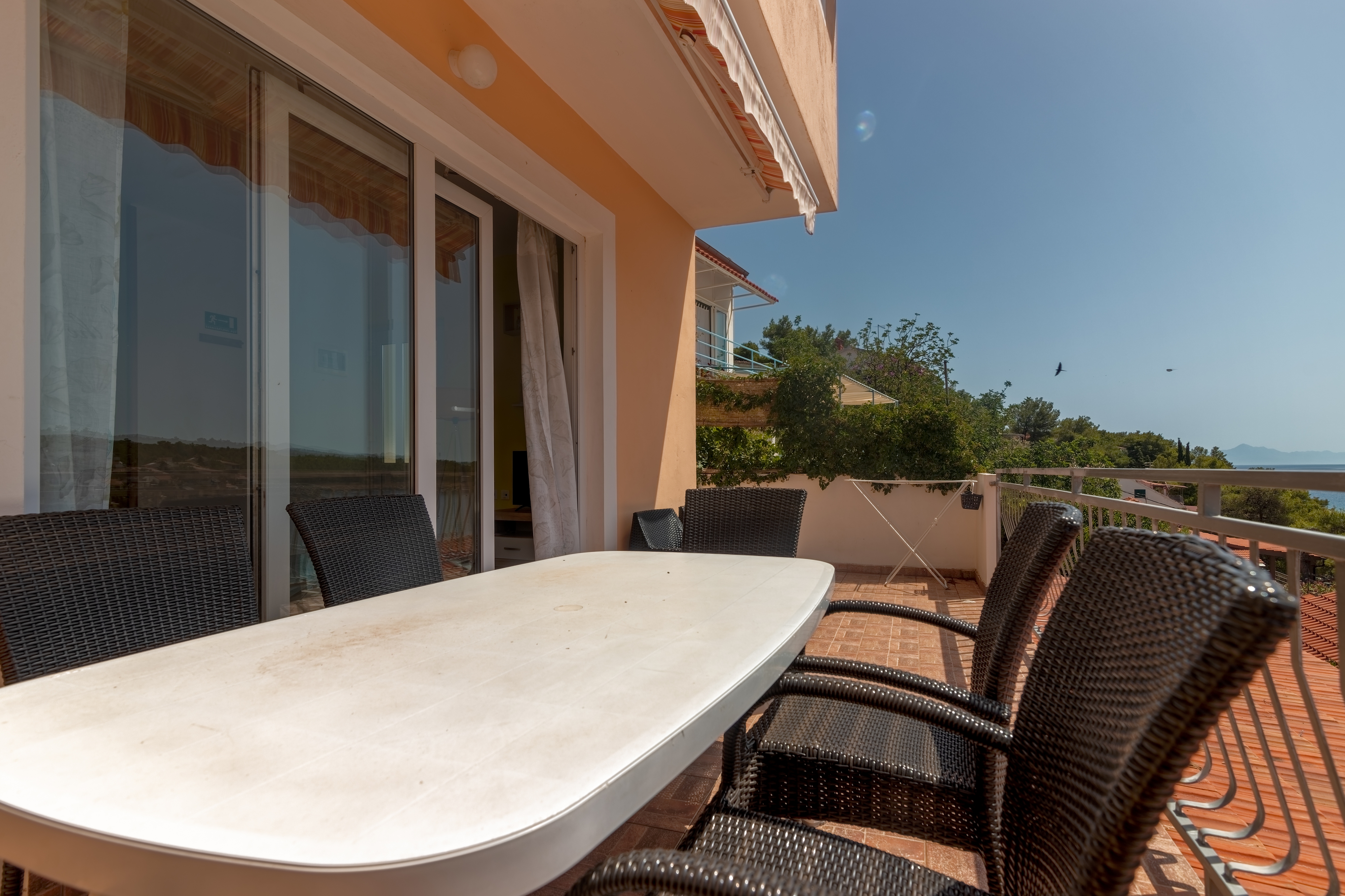 Two bedroom apartment near beach Basina, Hvar  A-a