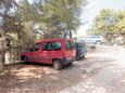 Basina, Hvar, Parcheggio 11923 - Appartamenti affitto vicino al mare con la spiaggia ghiaiosa.