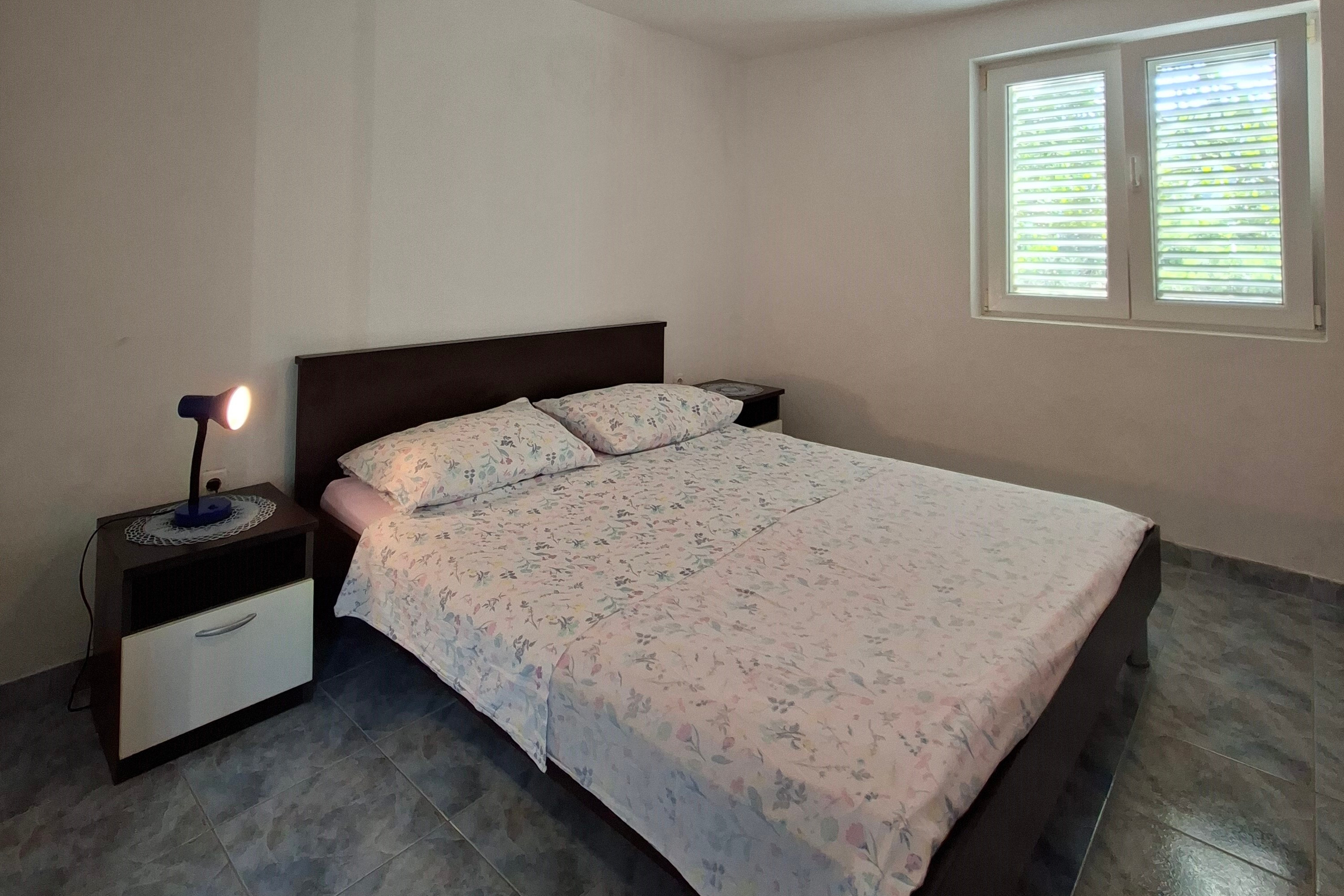 Two bedroom apartment with terrace Zaglav, Dugi otok  A-a