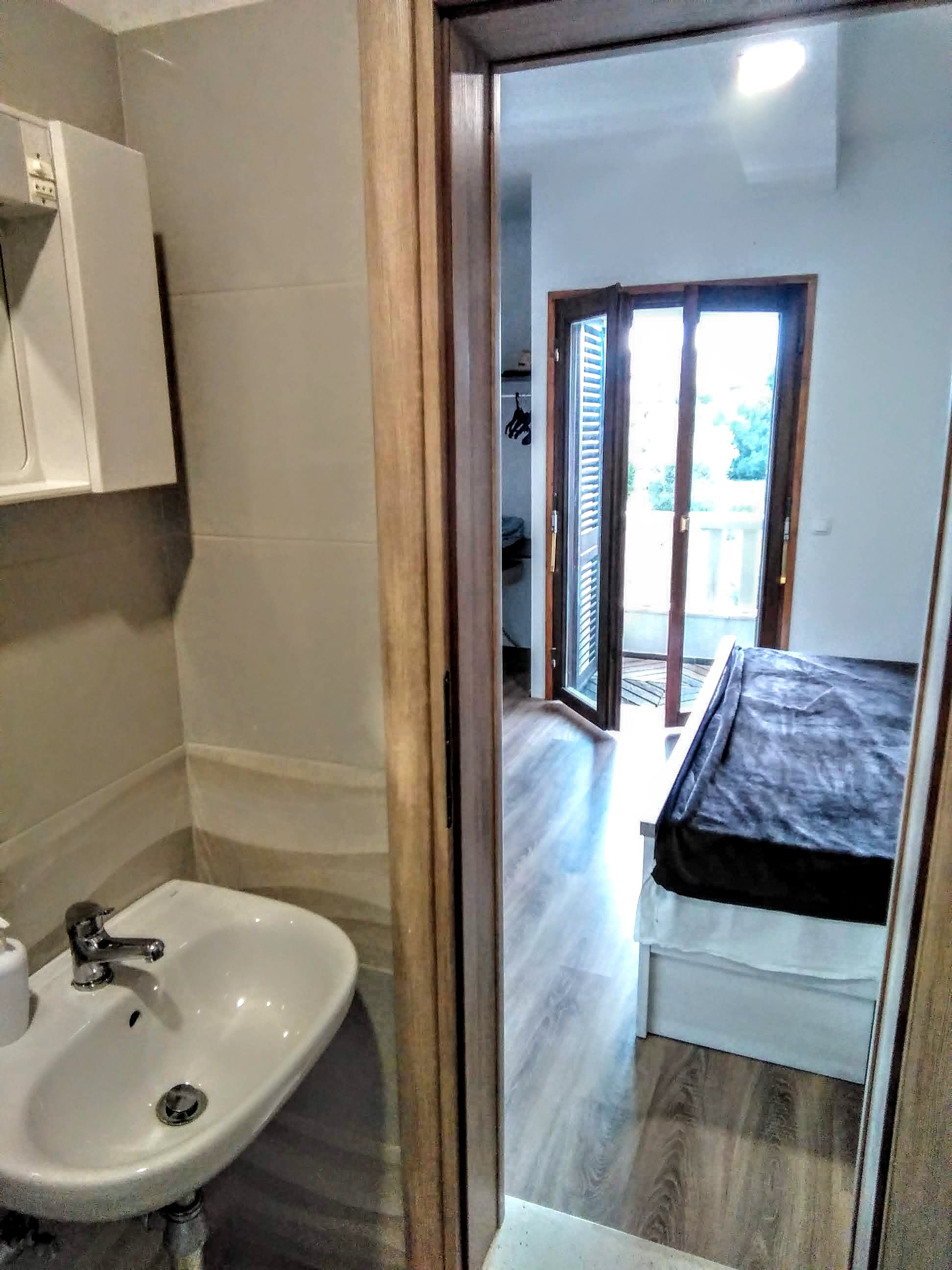Two bedroom apartment with terrace Sumartin, Brač  A-a