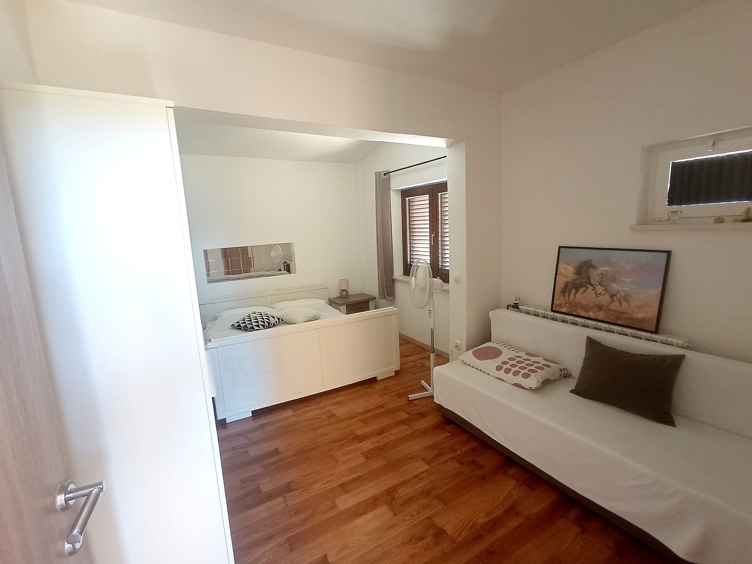 Two bedroom apartment with terrace Sumartin, Brač  A-a