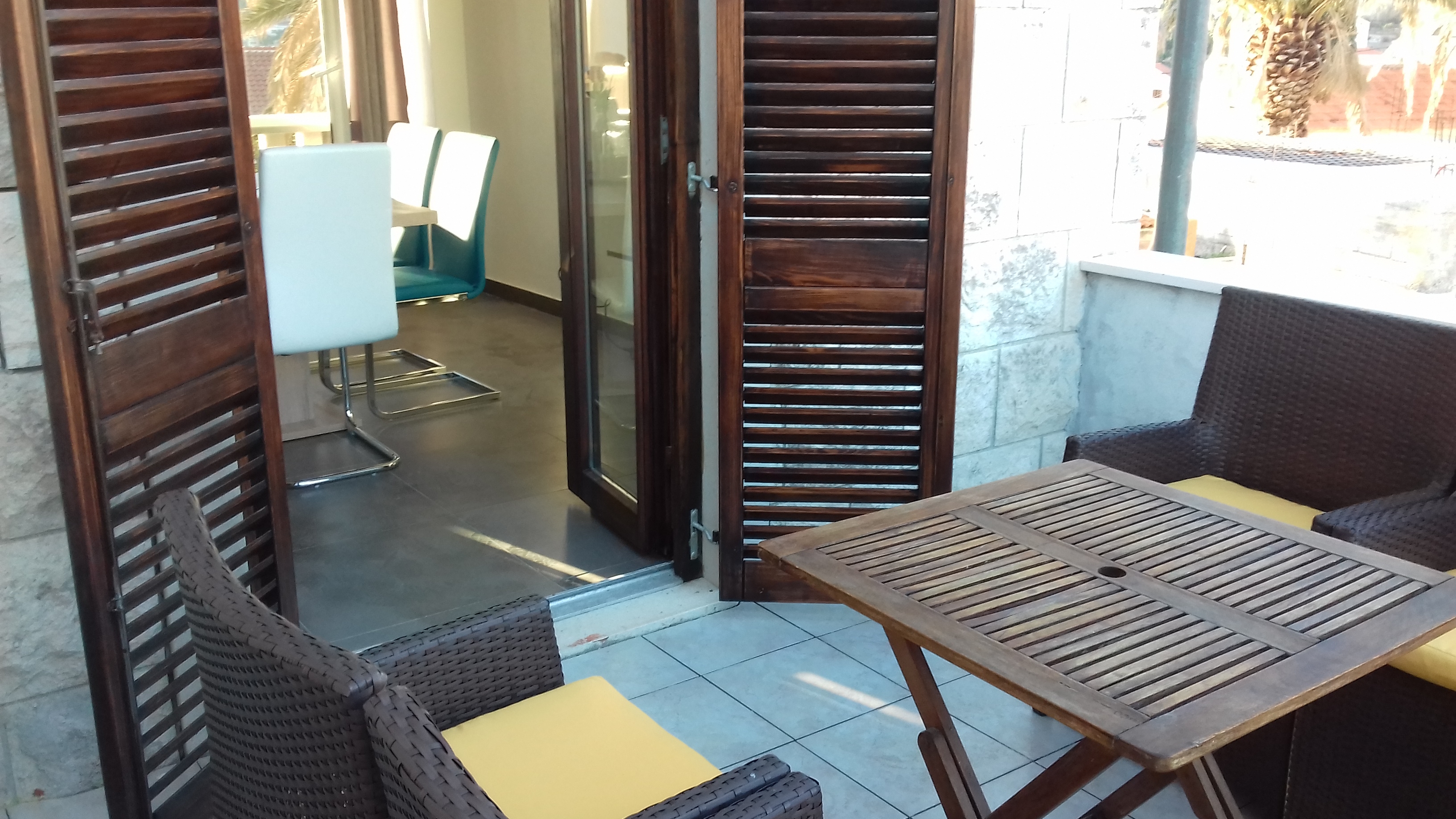 Two bedroom apartment with terrace Sumartin, Brač  A-a