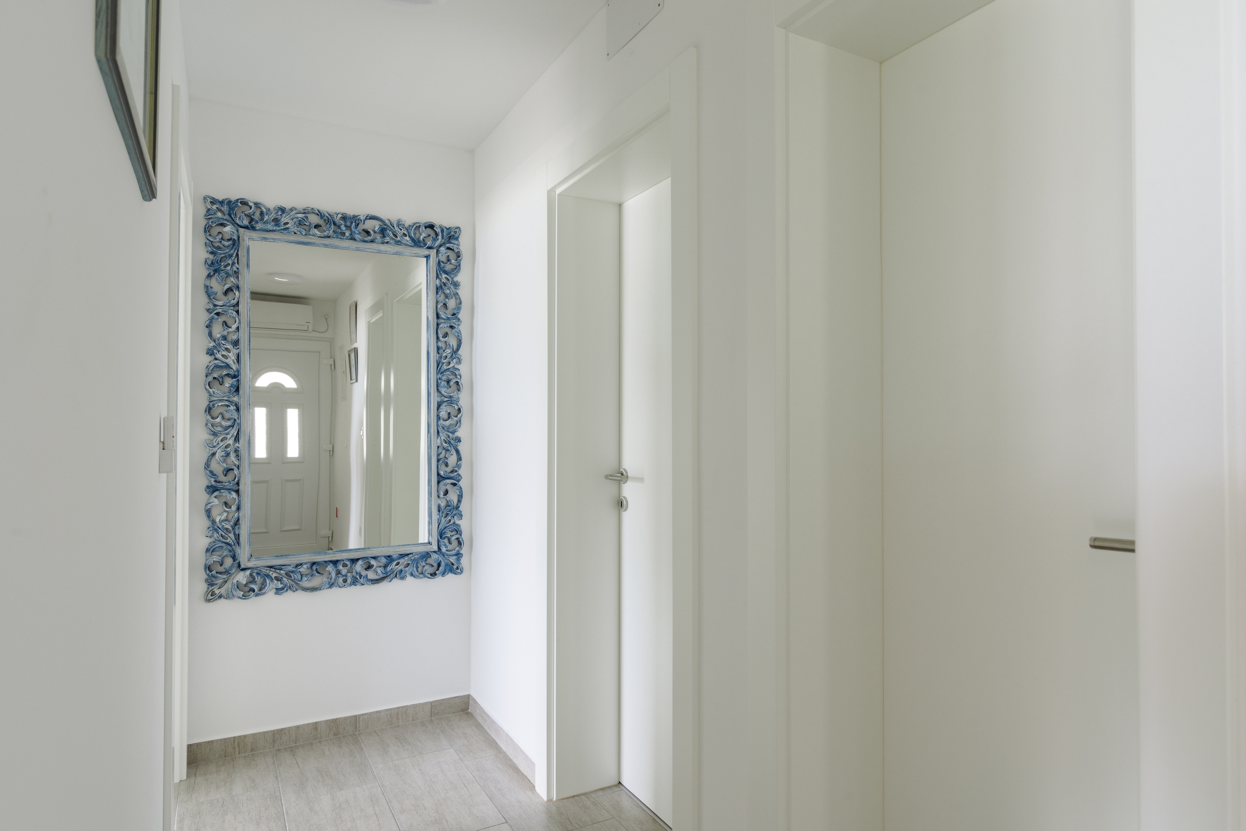 Two bedroom apartment with terrace and sea view Rogoznica  A-a