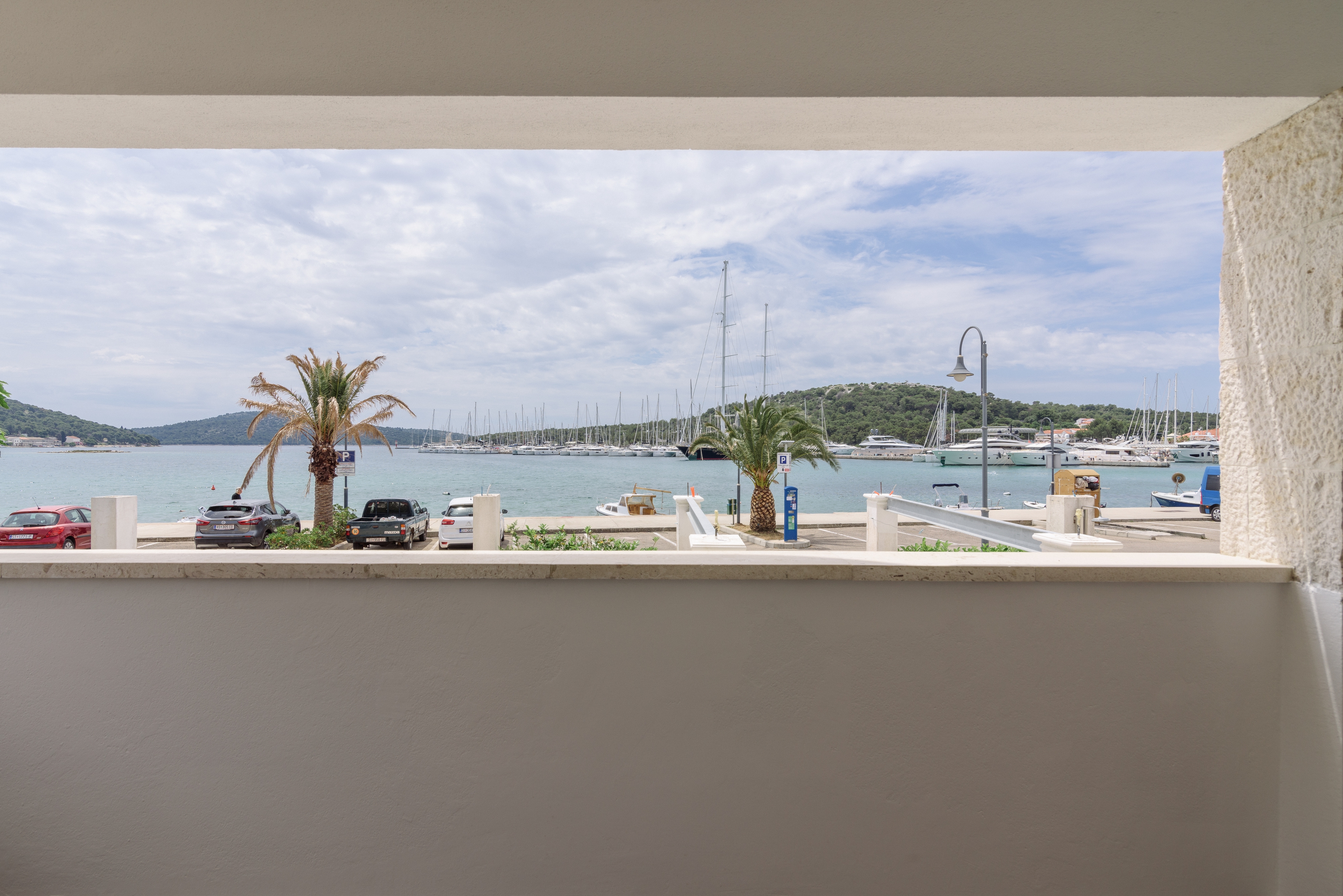 Two bedroom apartment with terrace and sea view Rogoznica  A-a