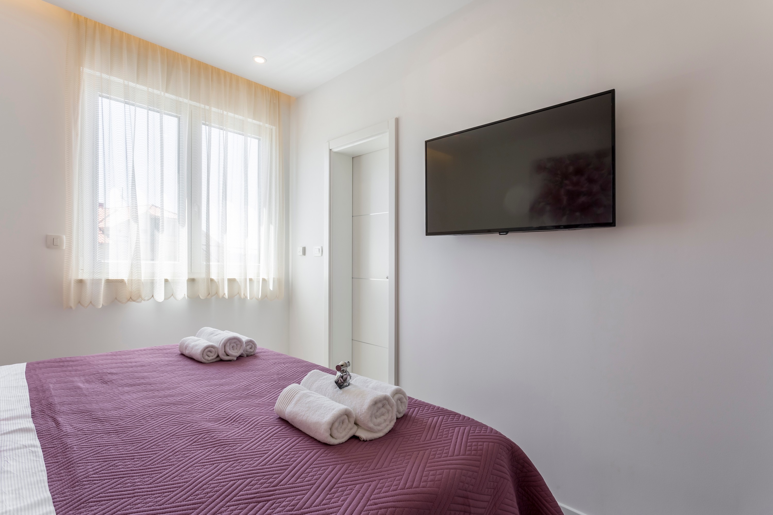 Two bedroom apartment with terrace and sea view Podstrana, Split  A-a