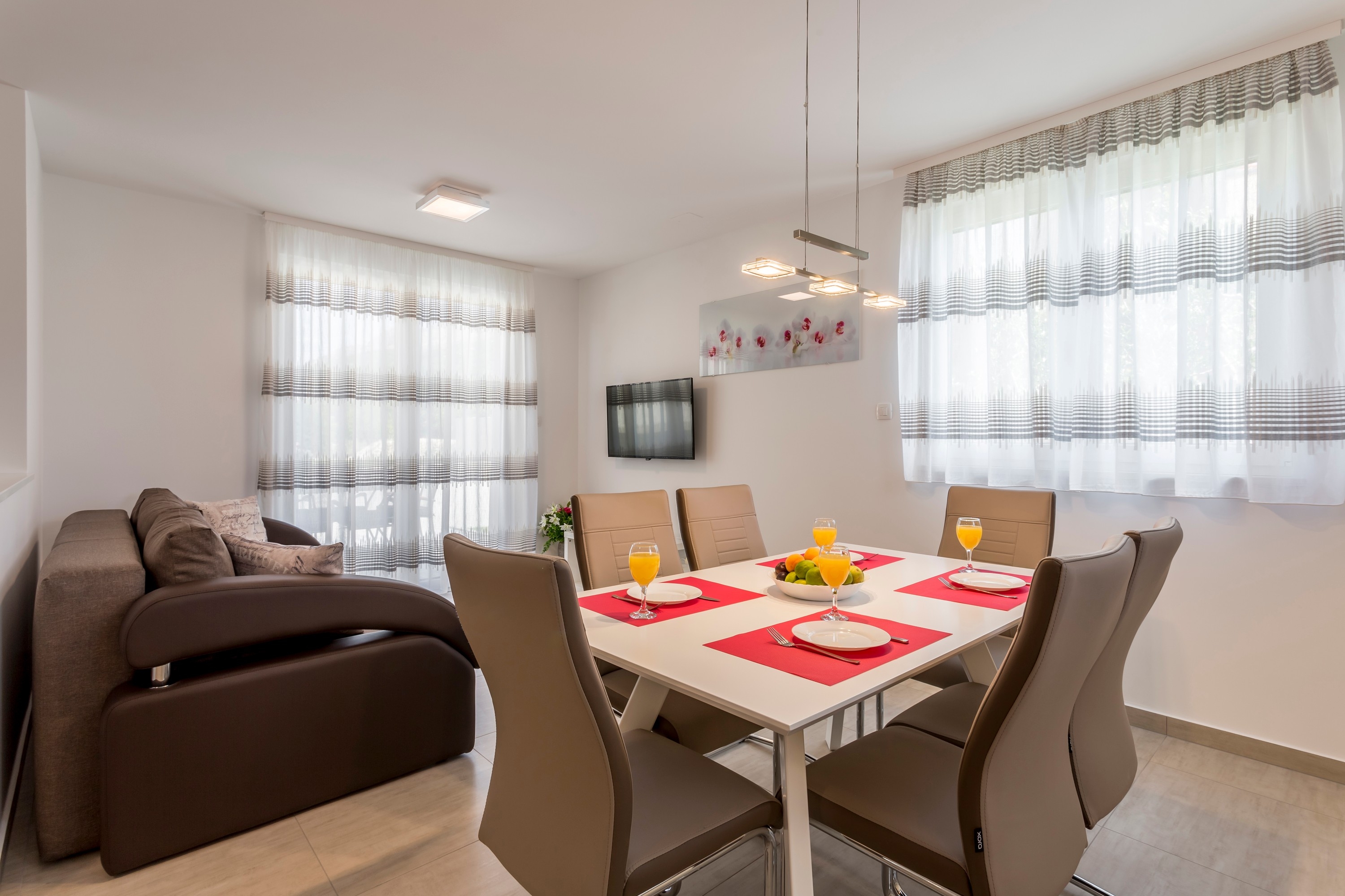 Two bedroom apartment with terrace and sea view Podstrana, Split  A-a