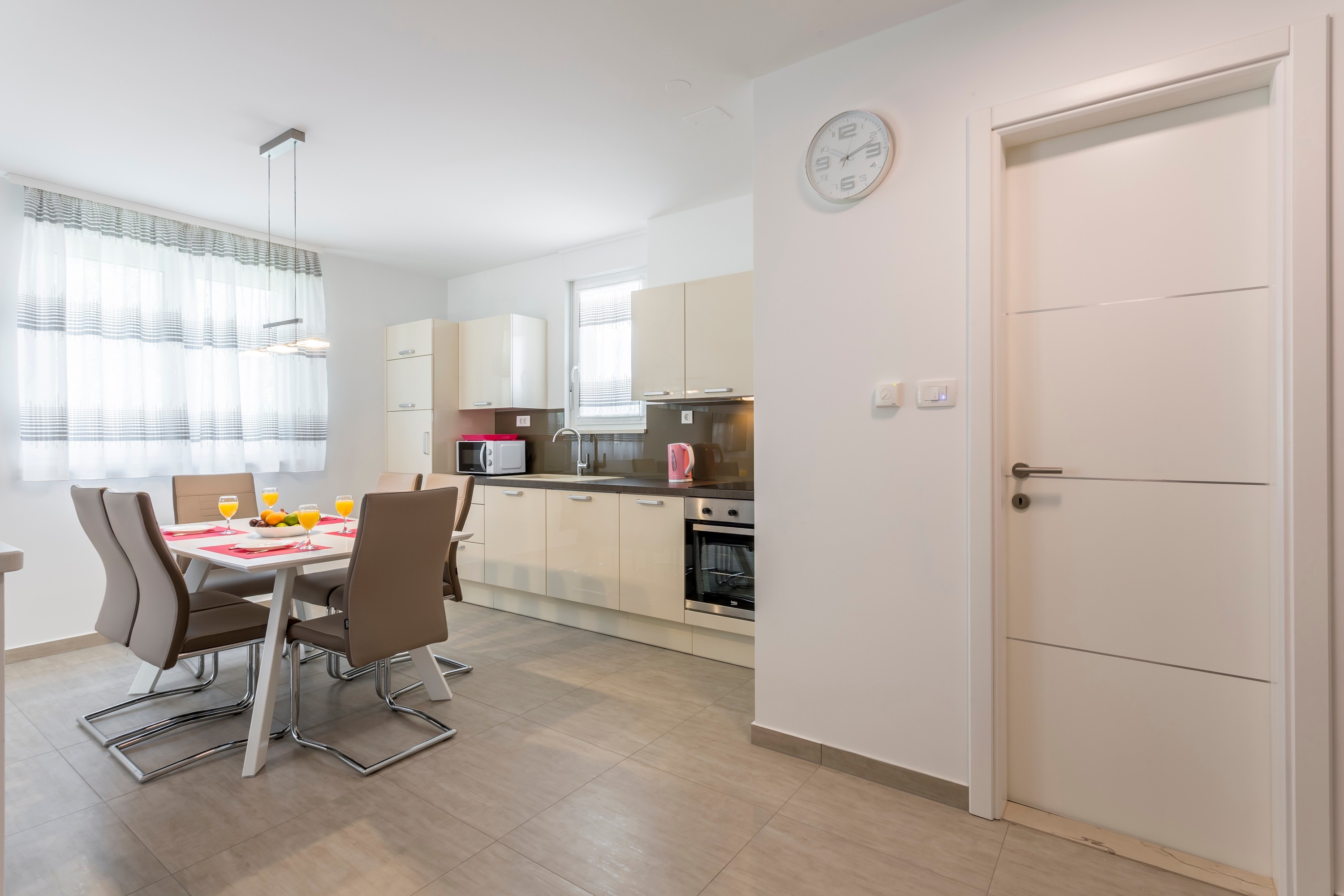Two bedroom apartment with terrace and sea view Podstrana, Split  A-a