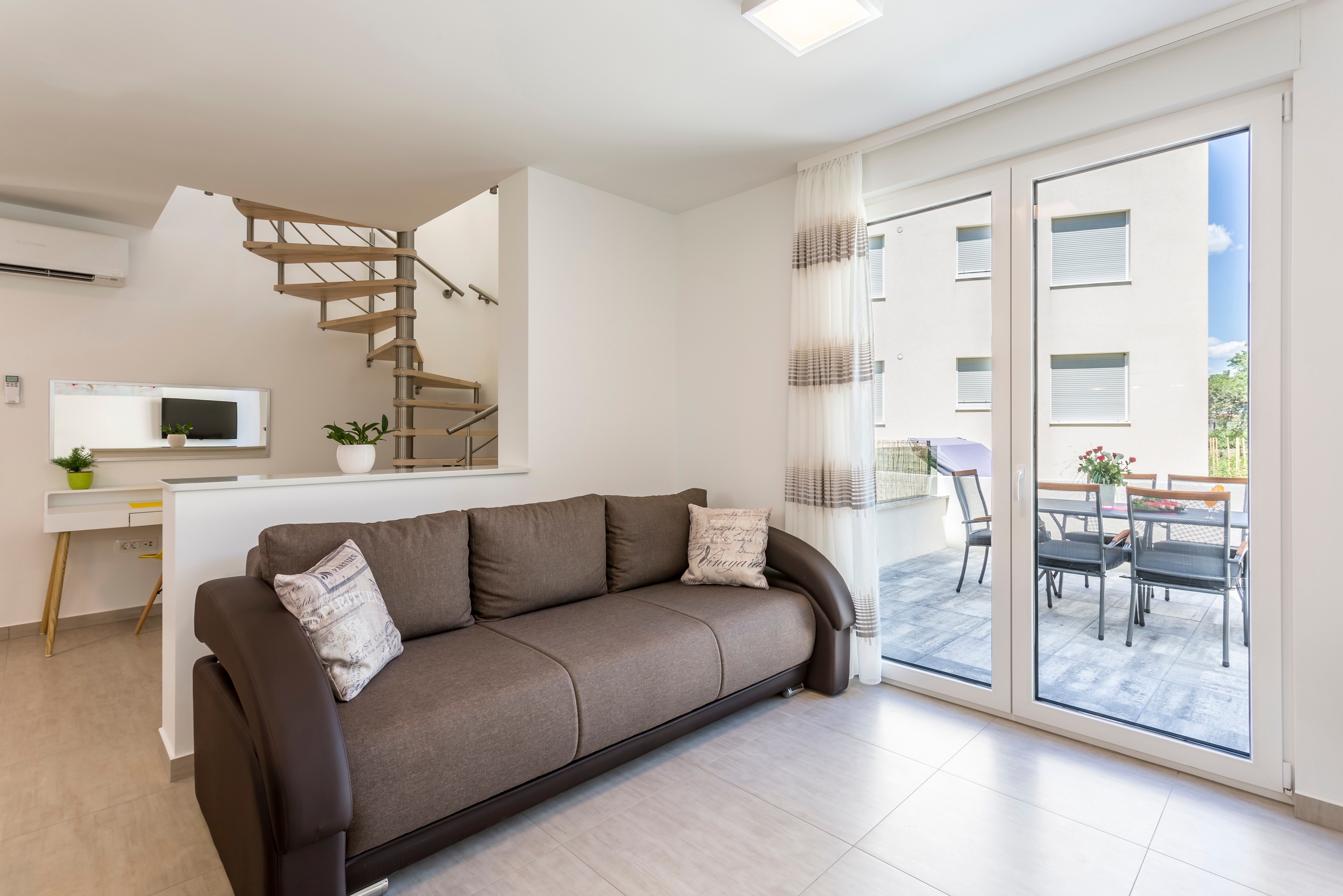 Two bedroom apartment with terrace and sea view Podstrana, Split  A-a