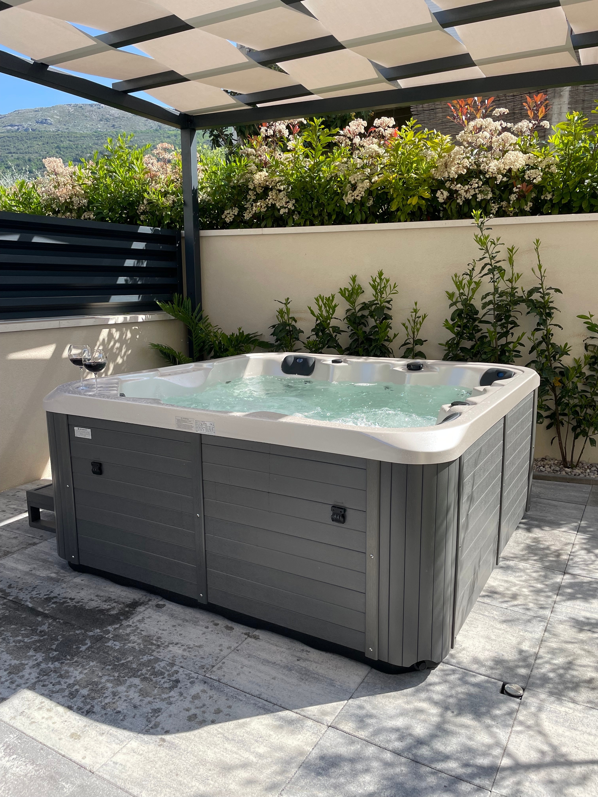 Two bedroom apartment with terrace and sea view Podstrana, Split  A-a