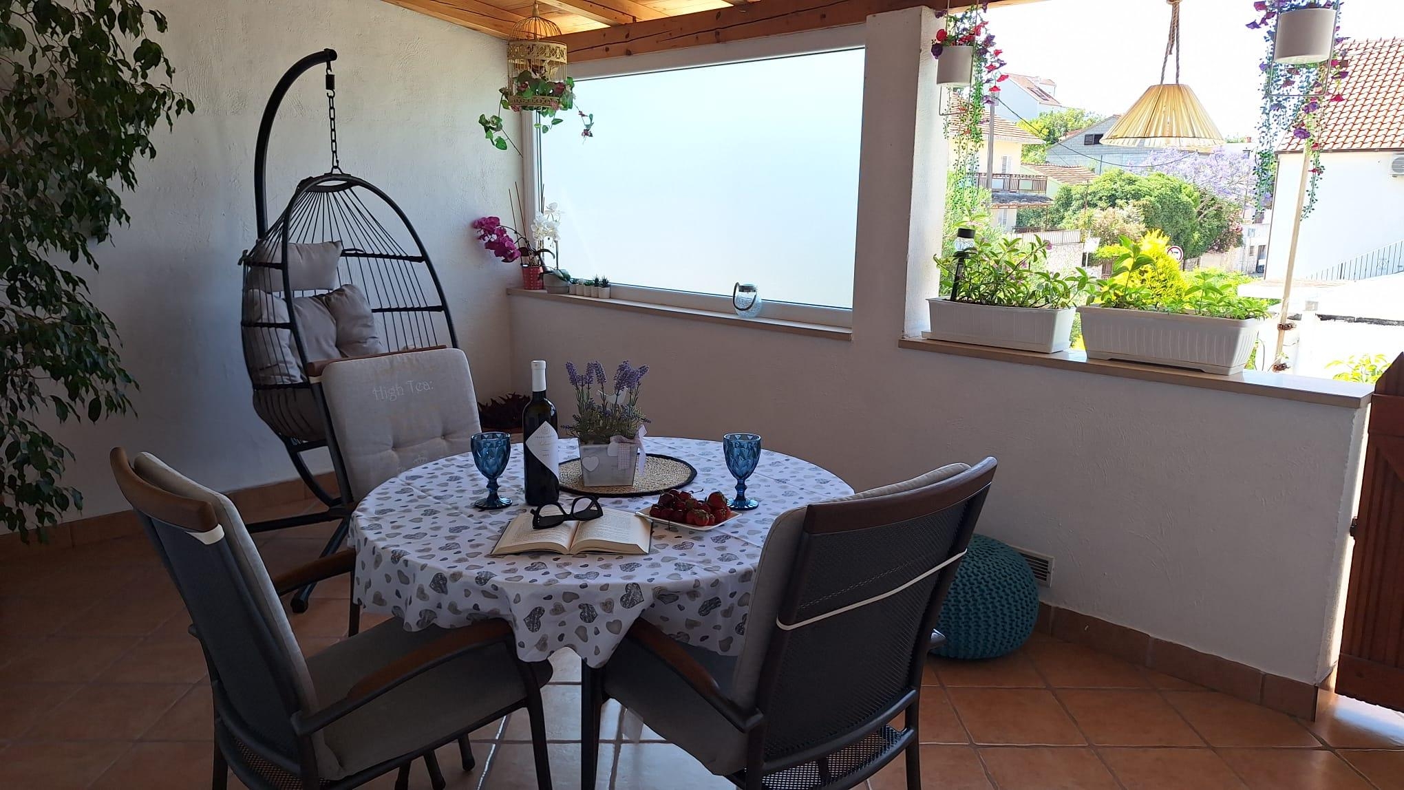 Studio flat with terrace Hvar  AS-a