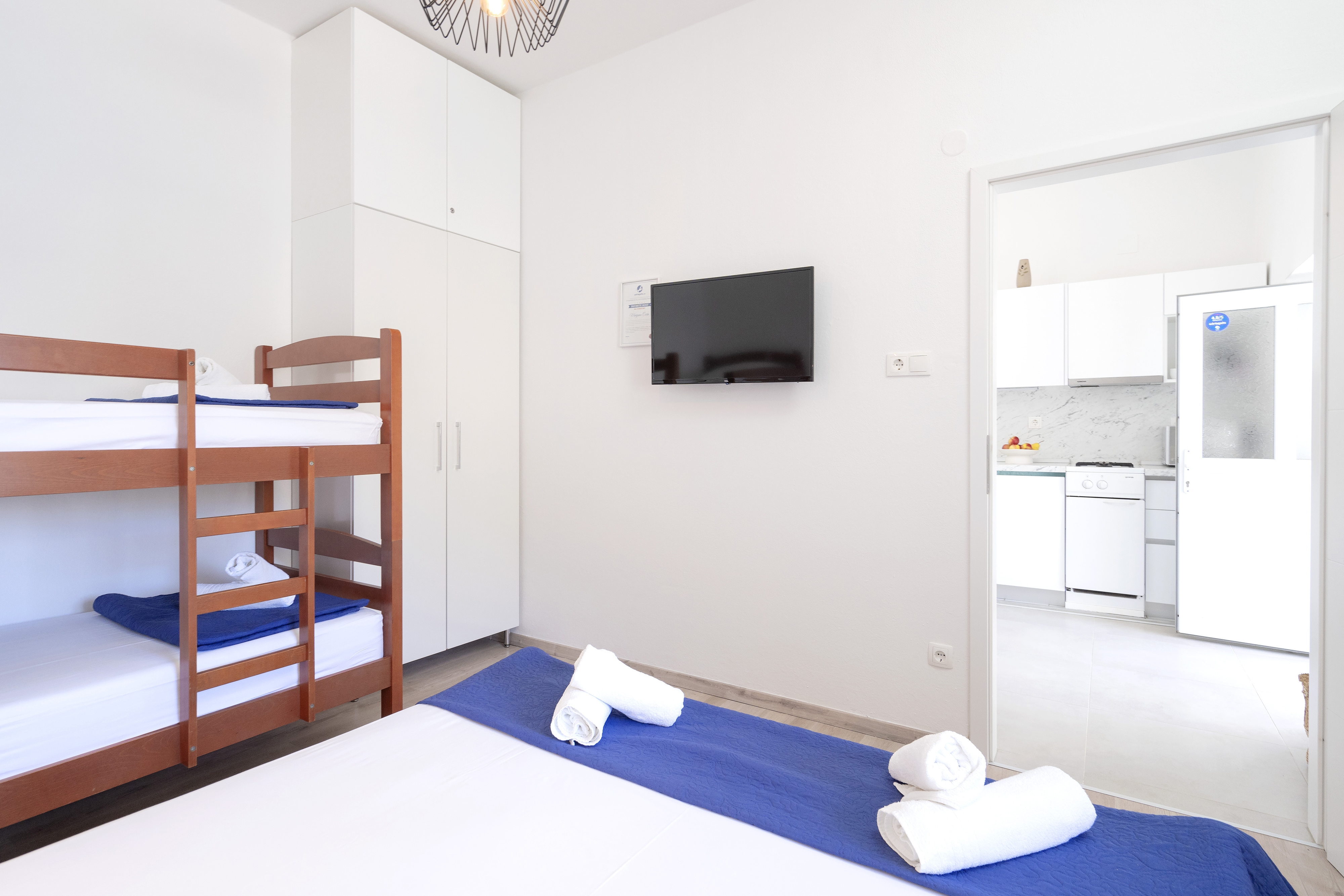 Two bedroom house near beach Cove Pokrivenik, Hvar  K