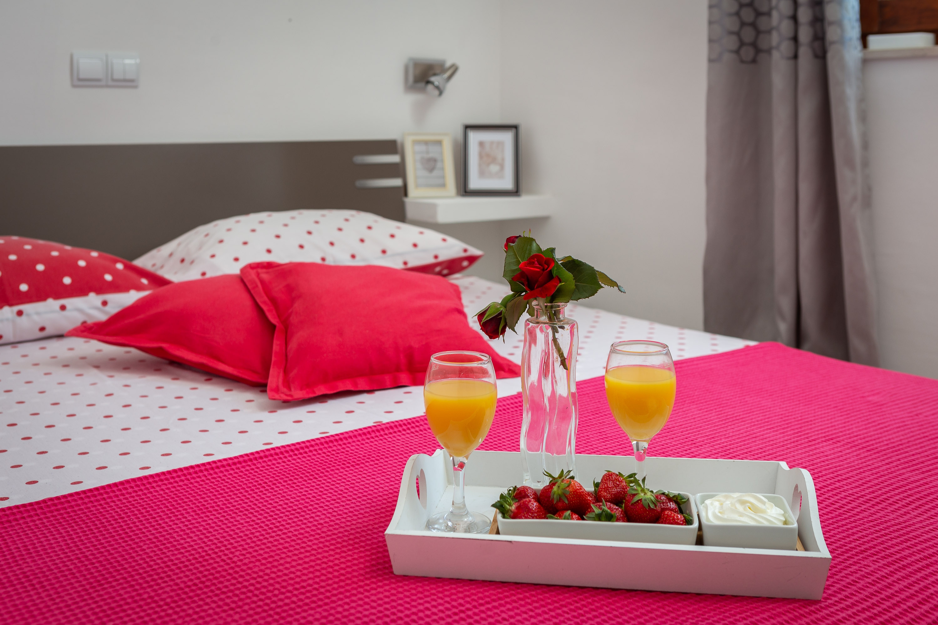 One bedroom apartment with terrace and sea view Cove Osibova, Brač  A-a