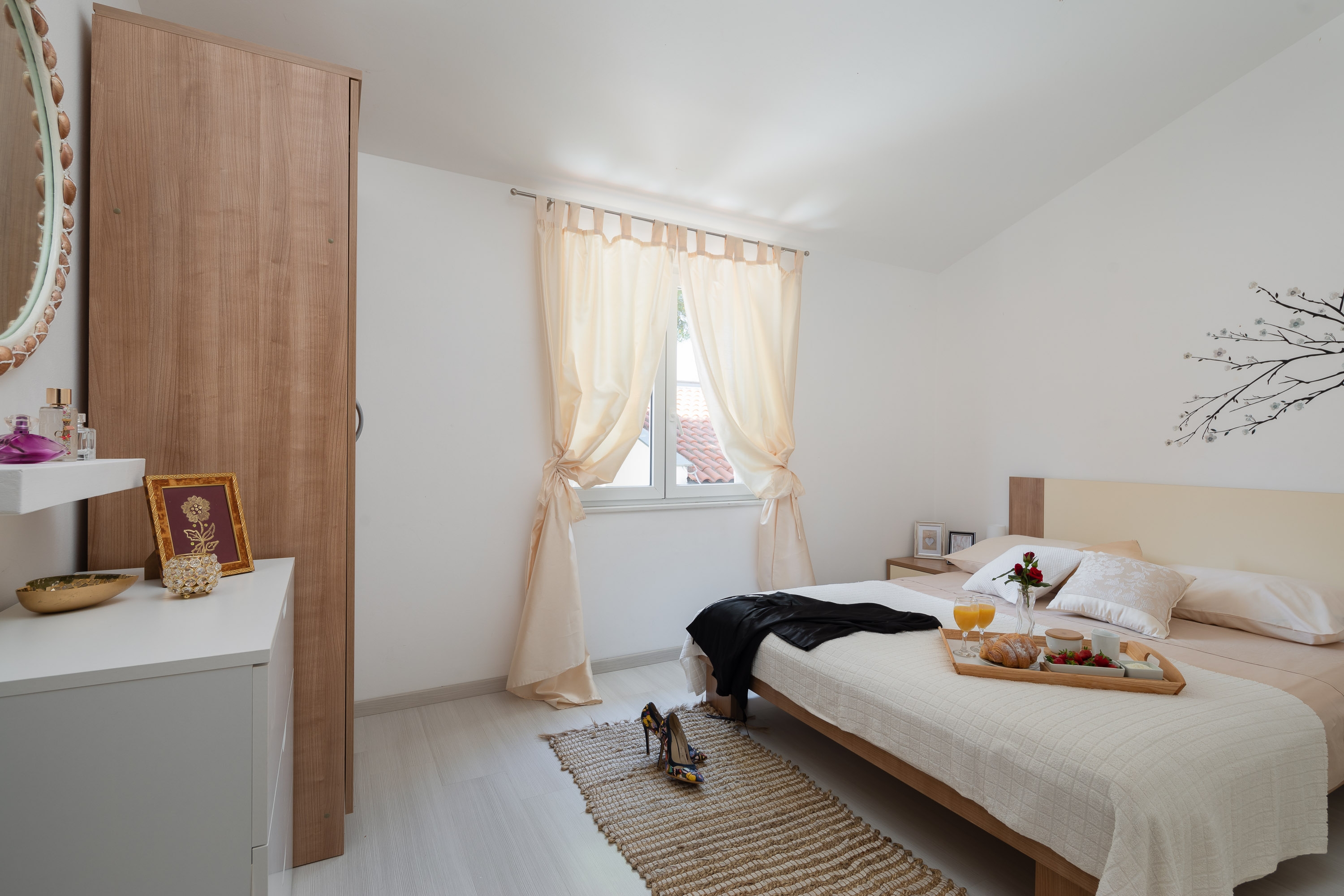 Two bedroom apartment with terrace and sea view Cove Osibova, Brač  A-b