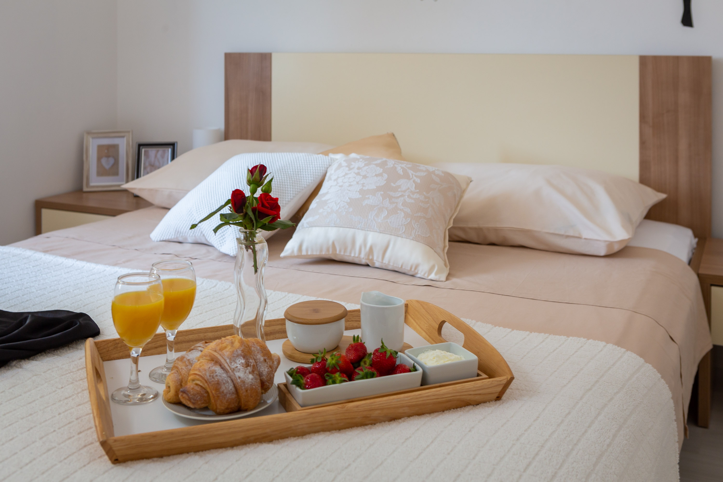 Two bedroom apartment with terrace and sea view Cove Osibova, Brač  A-b