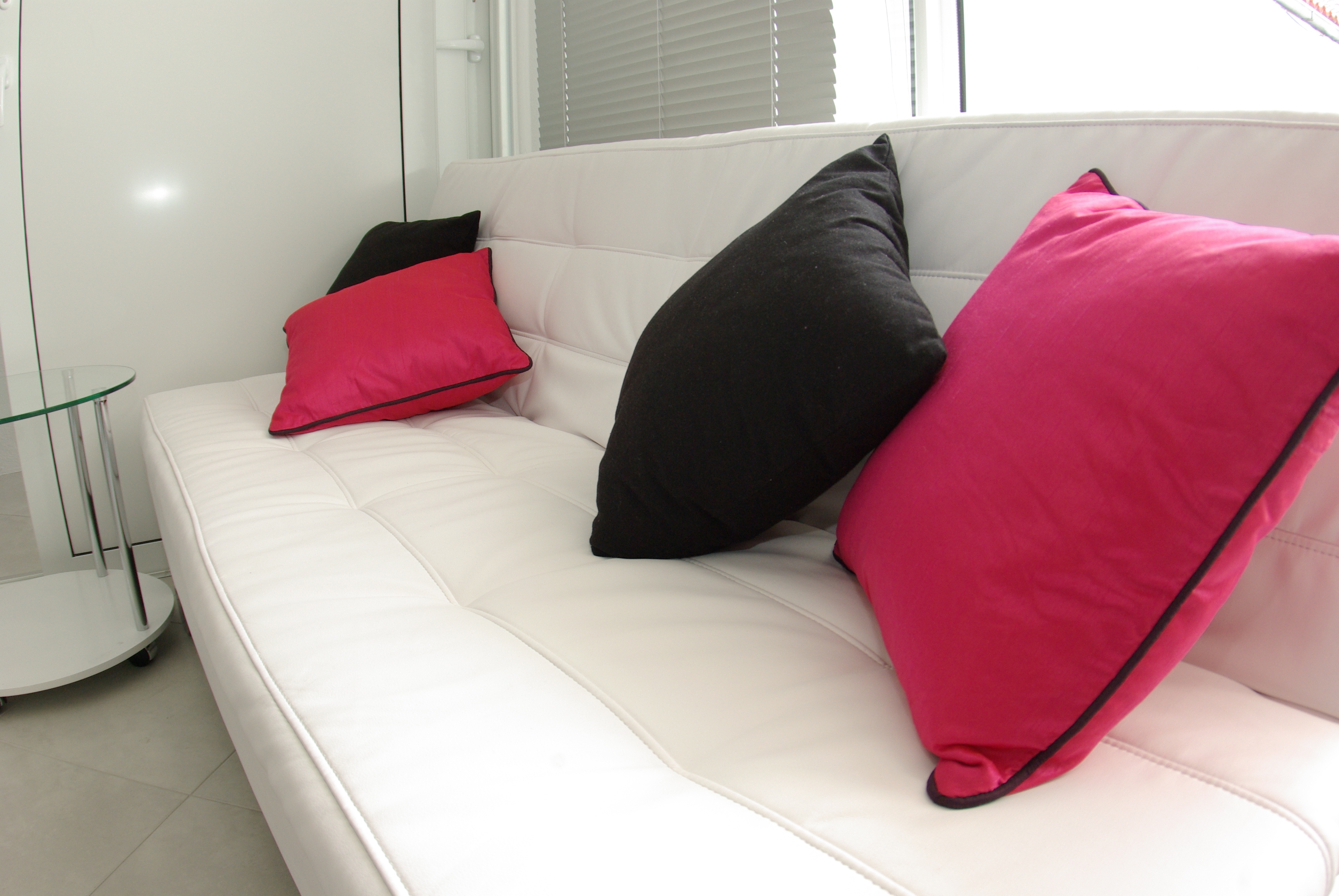 One bedroom apartment with terrace Makarska (A-12063-a)