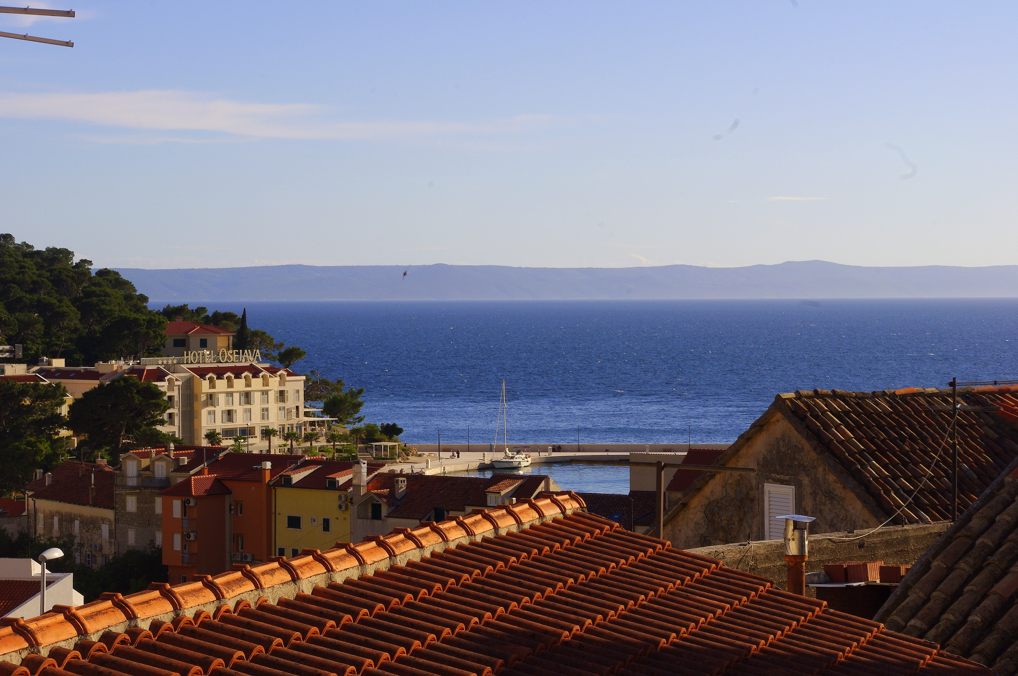 One bedroom apartment with balcony and sea view Makarska  A-d