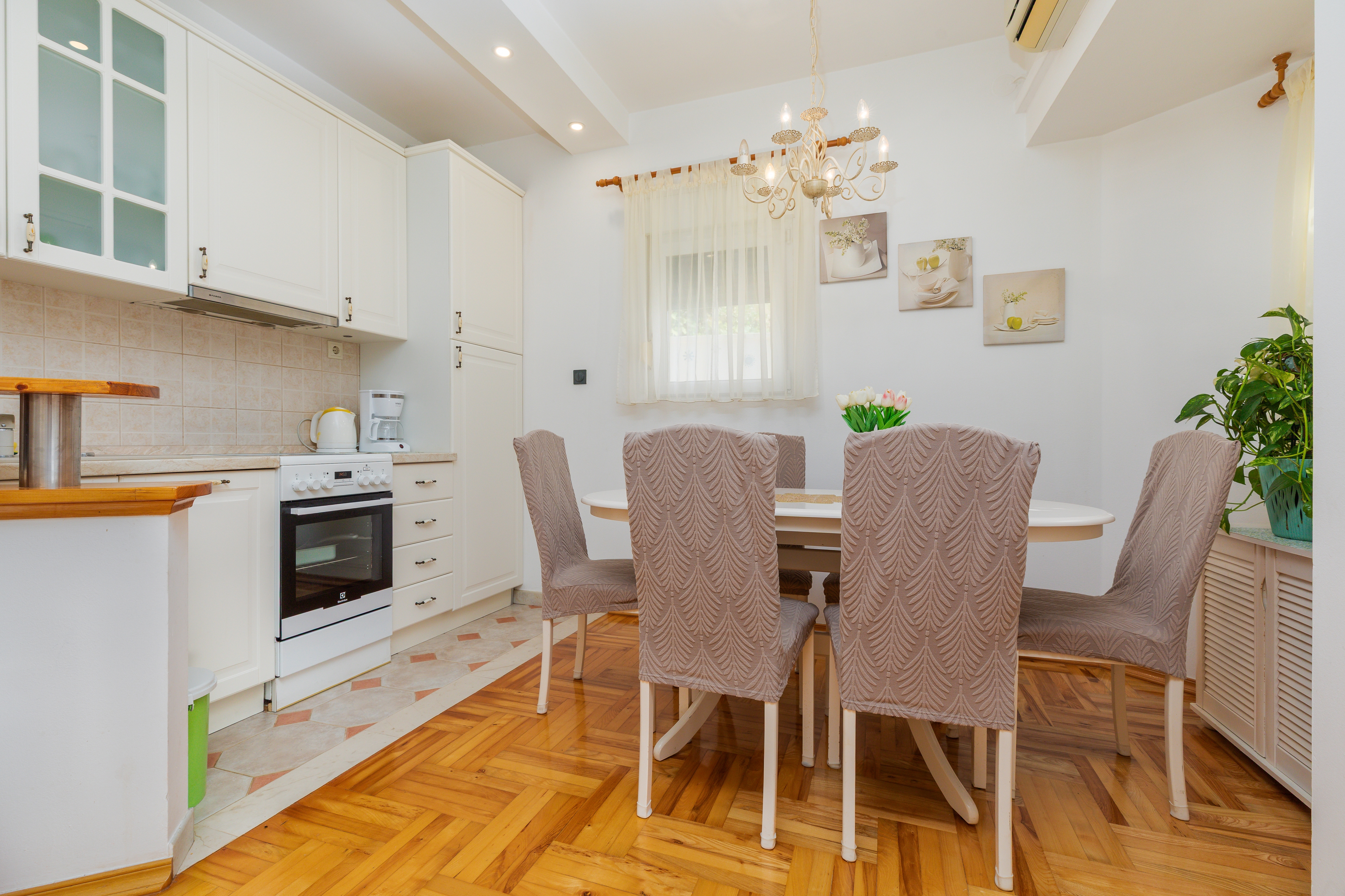 Top Omiš Zavode Top Omiš Zavode