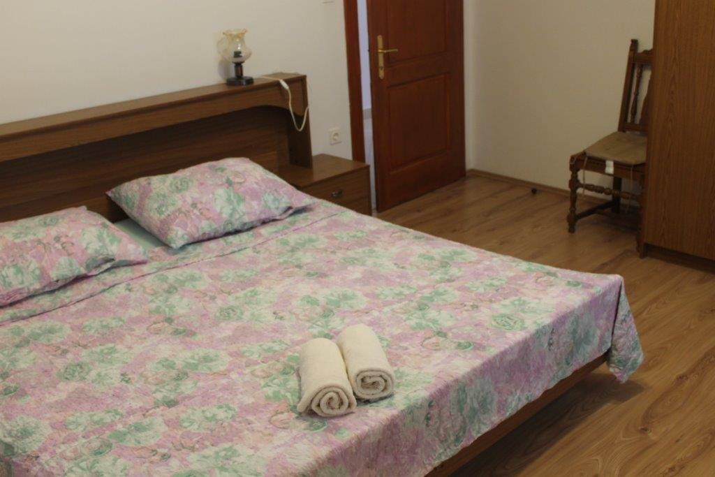 Three bedroom house with terrace Preko, Ugljan  K