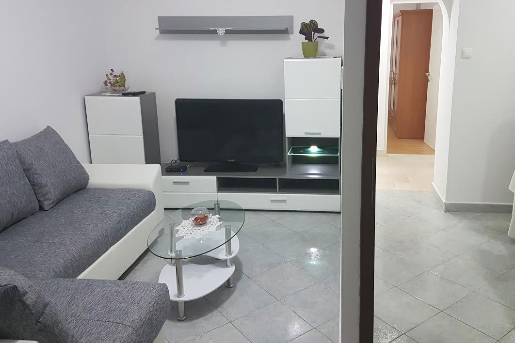 One bedroom apartment Crikvenica (A-12116-b)