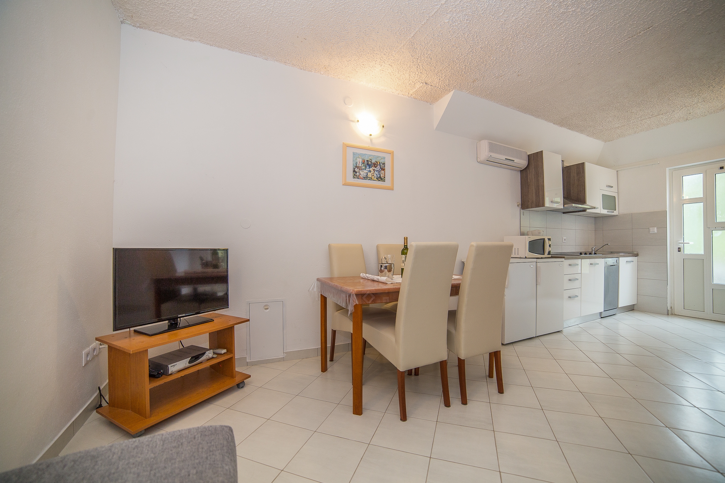 One bedroom apartment with terrace Okrug Gornji, Čiovo  A-c