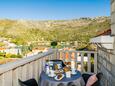 Zaton Mali, Balcony in the apartment, with a sea view and WiFi.