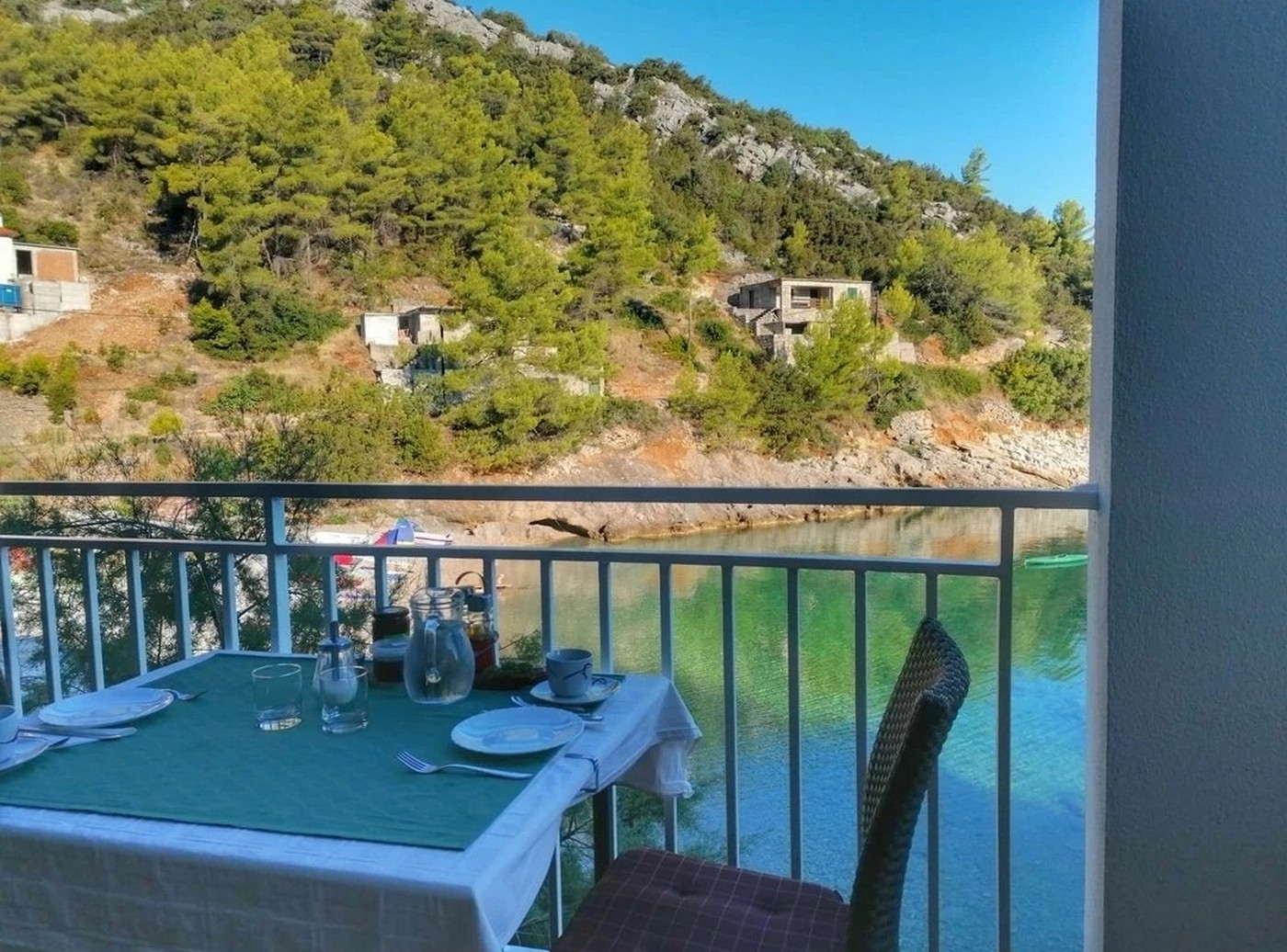 Room near beach Cove Bristova, Hvar (S-12140-i) Room near beach Cove Bristova, Hvar (S-12140-i)