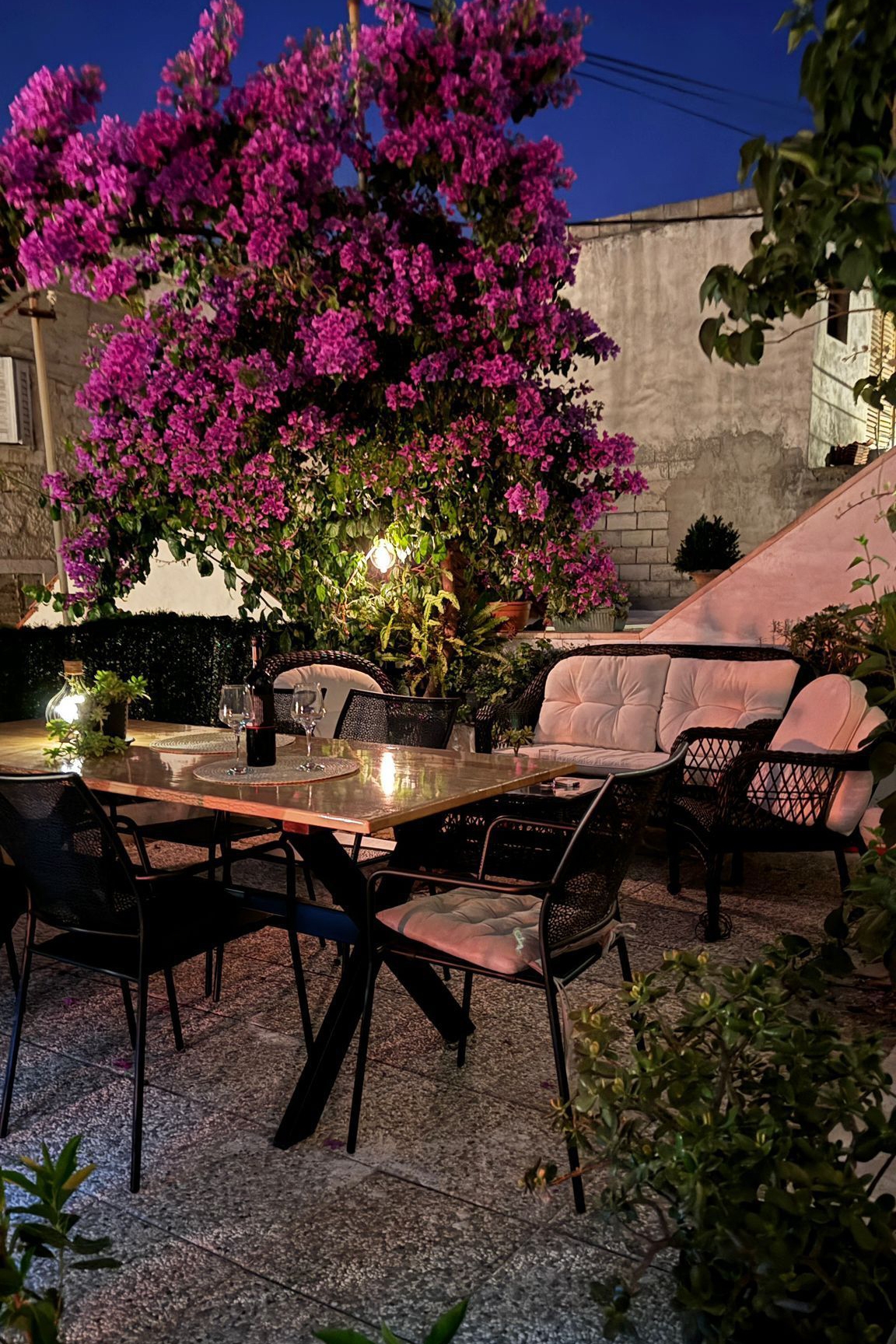 Two bedroom apartment with air-conditioning Trogir (A-12152-a)