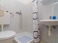 Ванная комната 1 Prožurska Luka, Ванная комната 1 в размещении типа apartment, Домашние животные допускаются и WiFi.