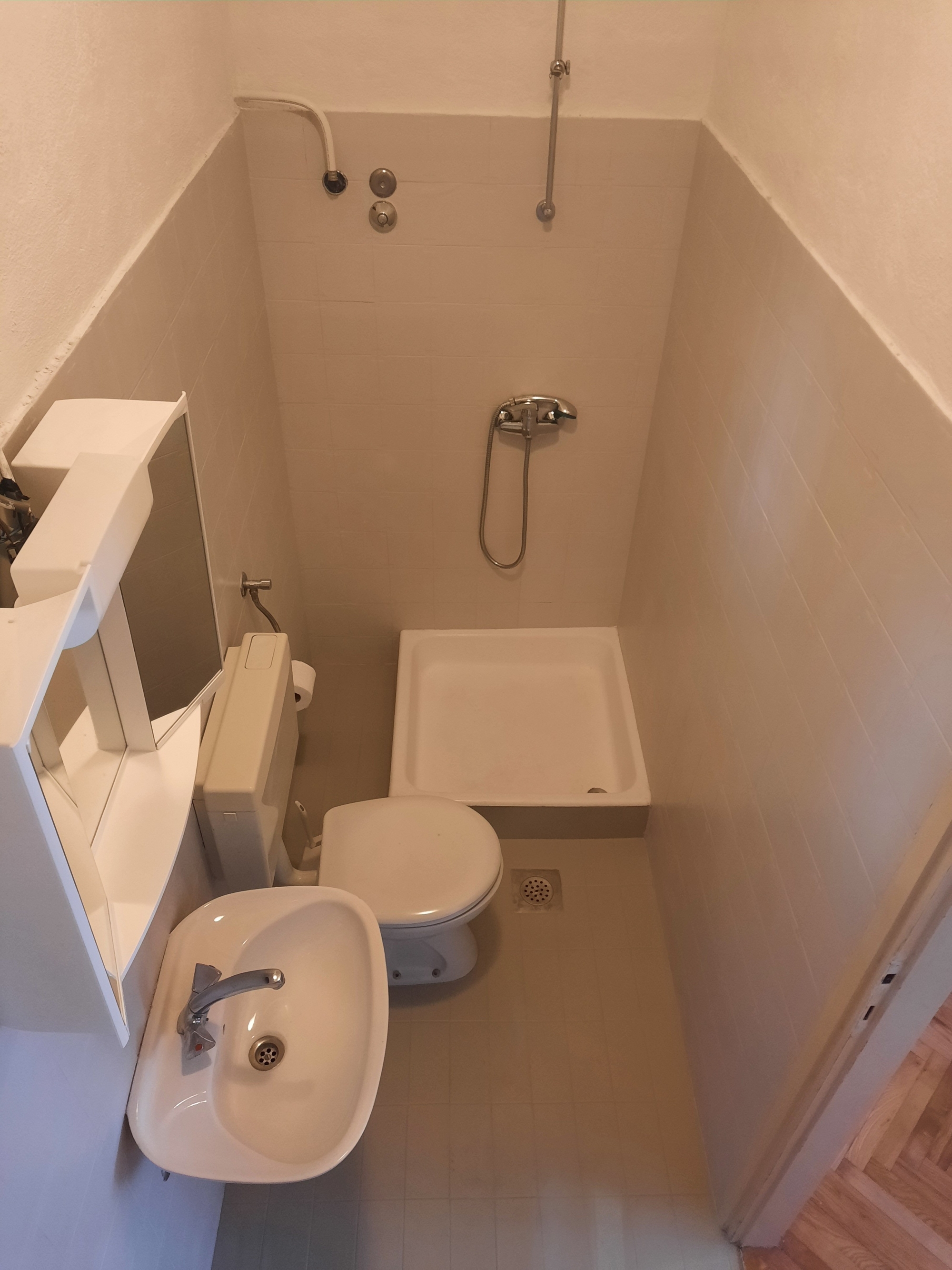 Four bedroom apartment with balcony Makarska  A-a