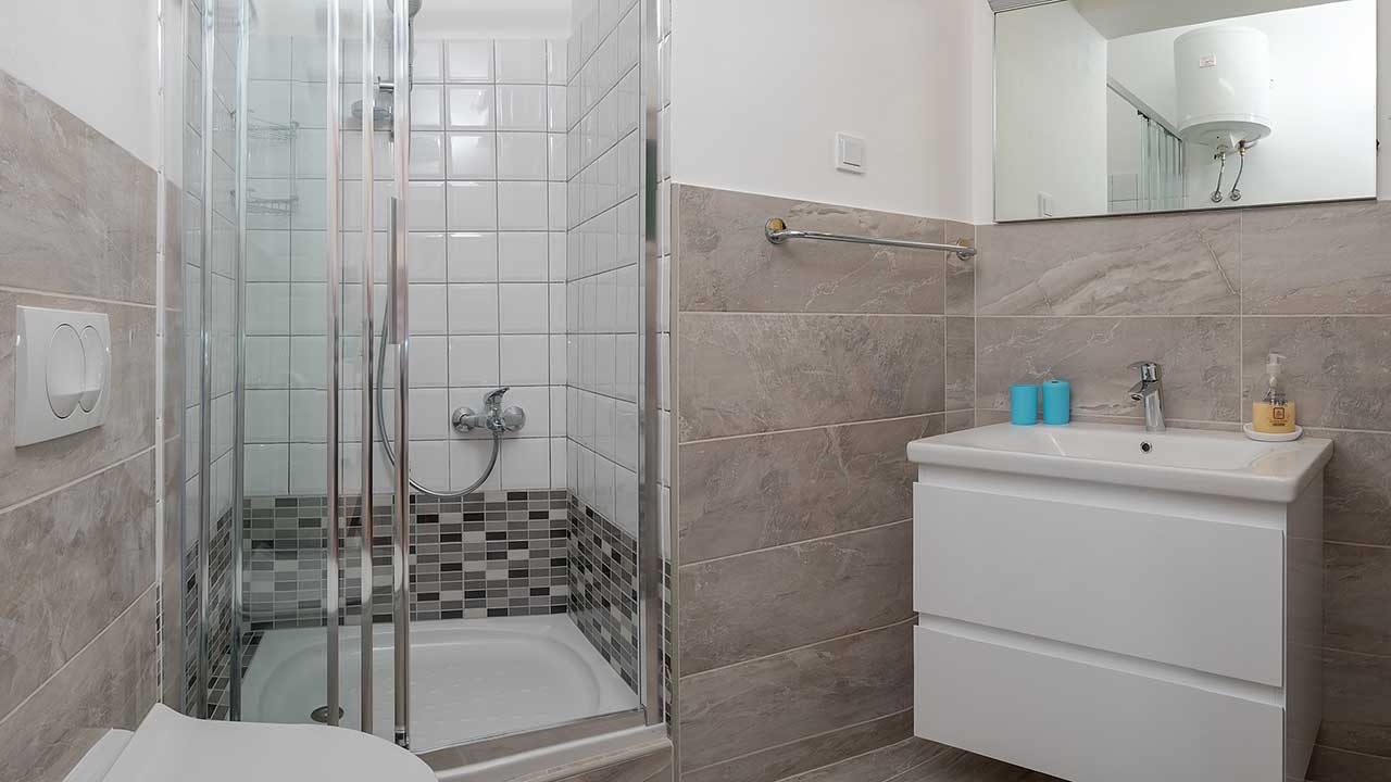 Two bedroom house with terrace and sea view Bol, Brač  K