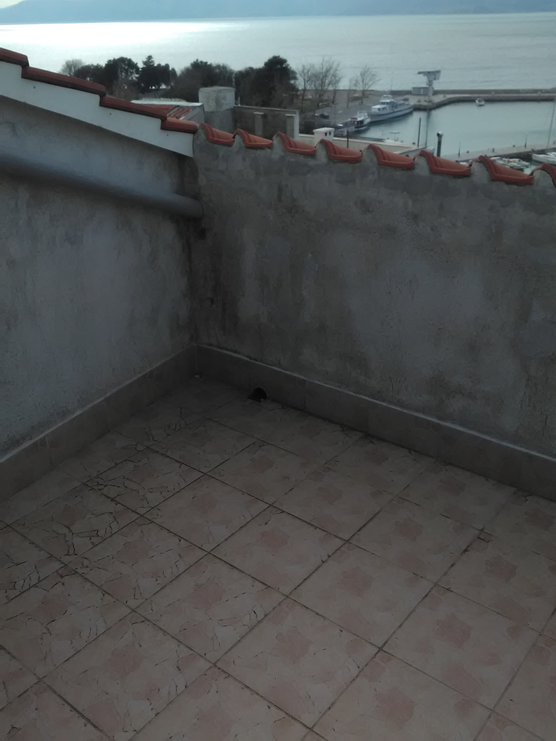 Three bedroom house with terrace and sea view Novi Vinodolski  K