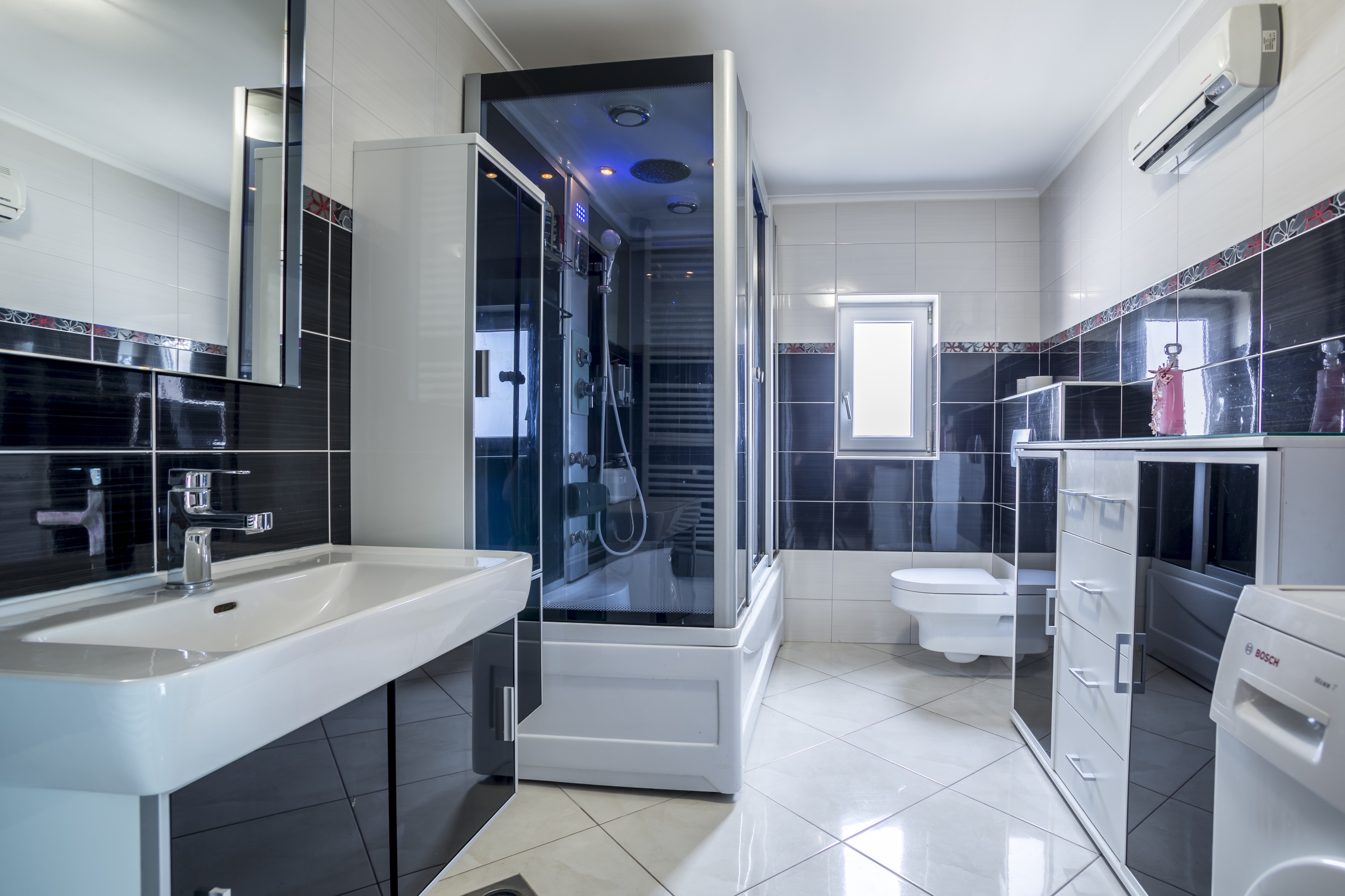 Two bedroom apartment with balcony and sea view Split  A-a