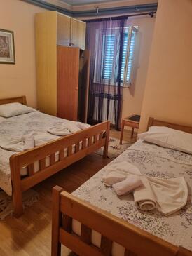 Solaris, Спальня в размещении типа room, доступный кондиционер, Домашние животные допускаются и WiFi.