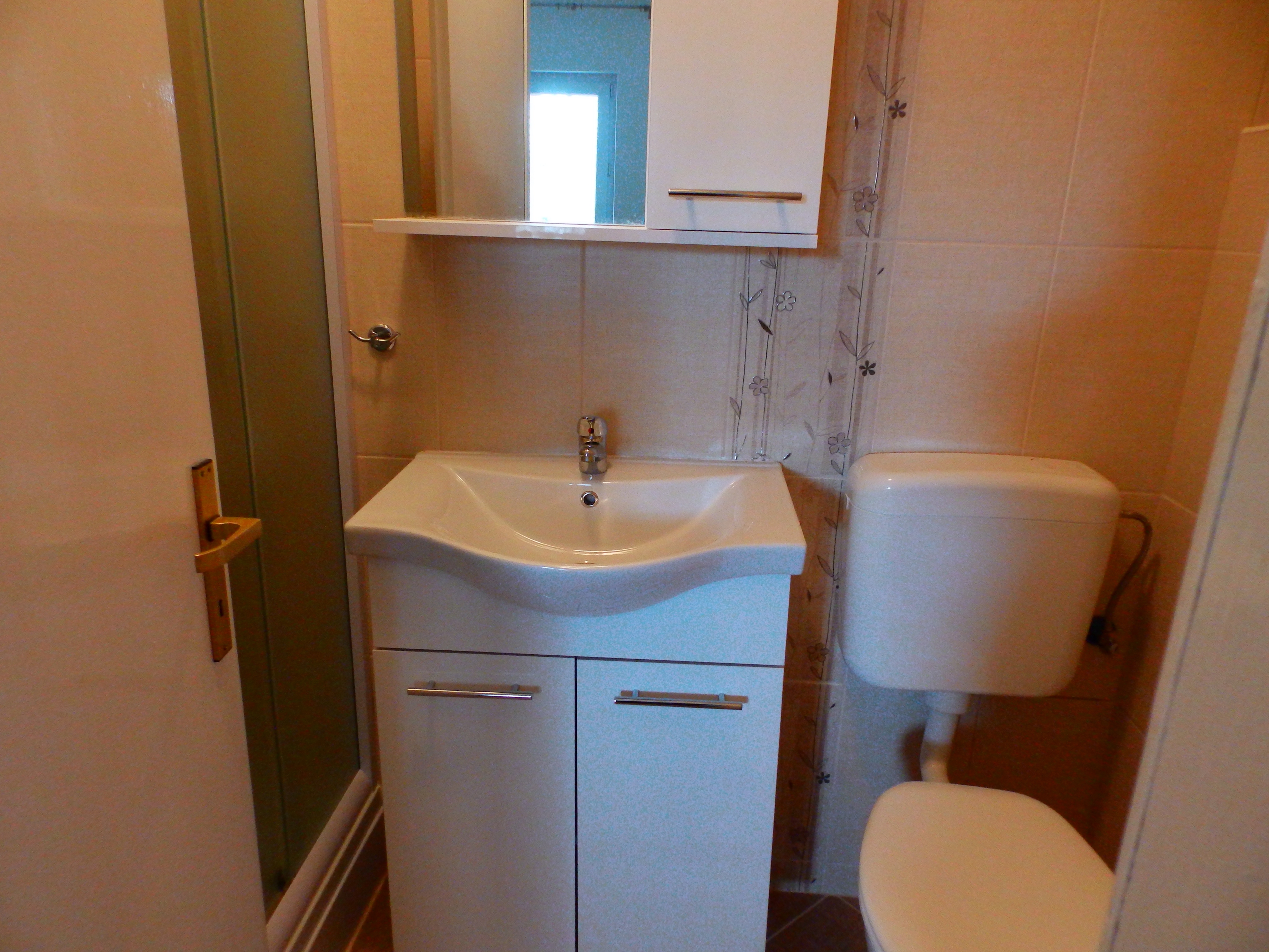 Four bedroom apartment with terrace and sea view Kampor, Rab  A-b