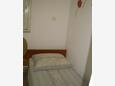 Spálňa 4 Kampor, Spálňa 4 v ubytovacej jednotke apartment, domáci miláčikovia povolení a WiFi.